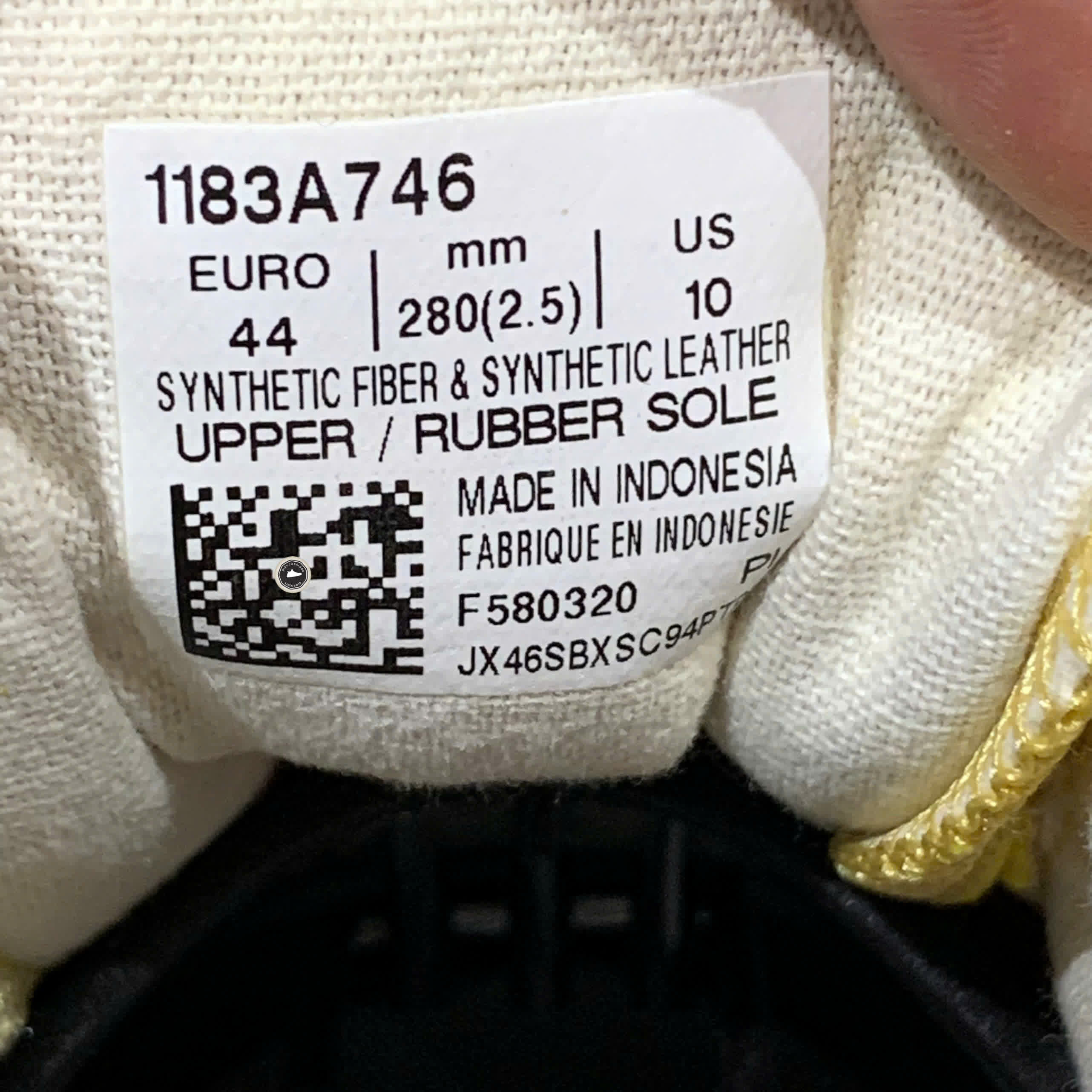 ONITSUKA TIGER MEXICO 66 SLIP-ON Yellow/Black 1183A746 SIZE 44 GIÀY 2HAND CHÍNH HÃNG PVN21183