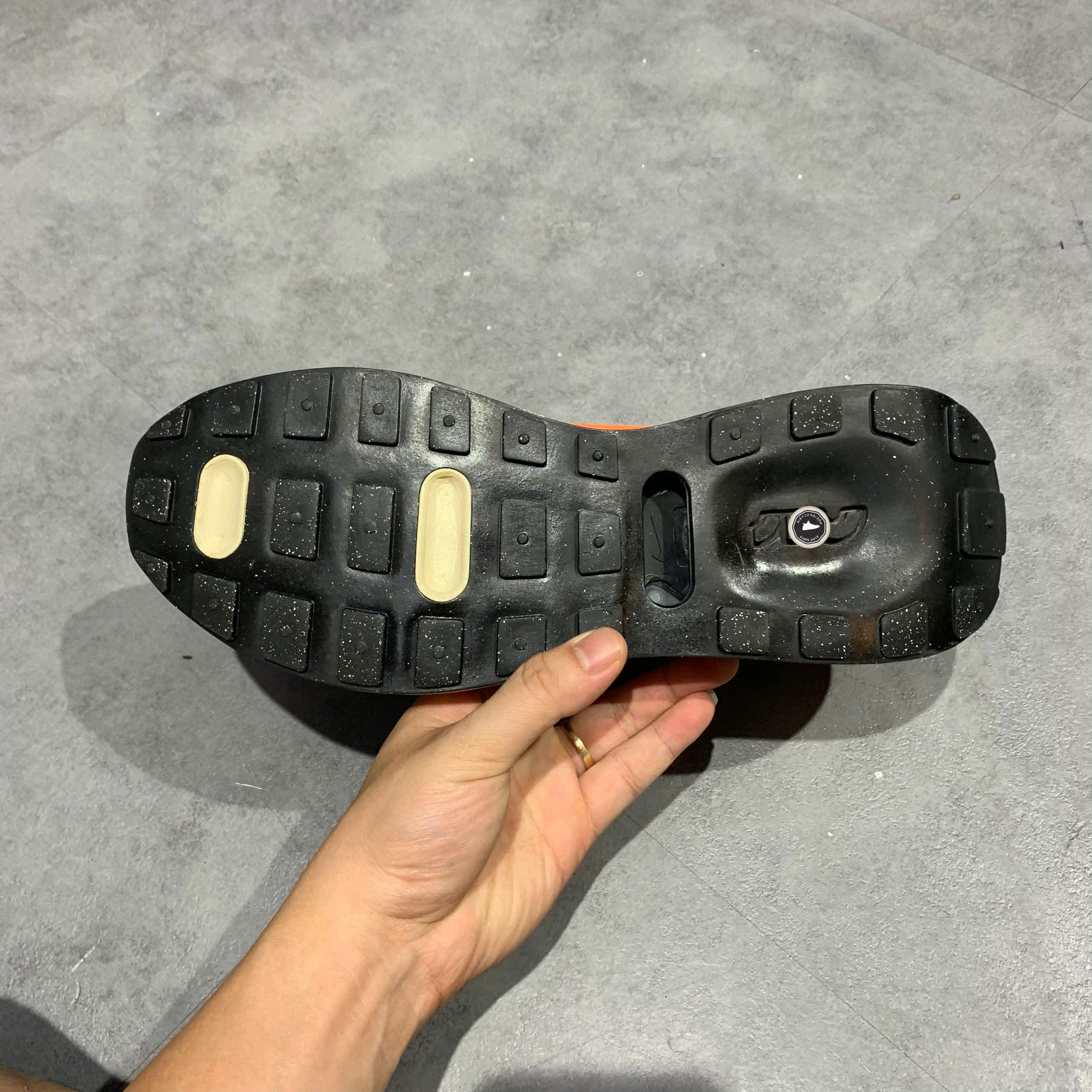 Nike Air Max Pre-Day LX Chlorophyll DC5330 300 SIZE 43 GIÀY 2HAND CHÍNH HÃNG PVN21067