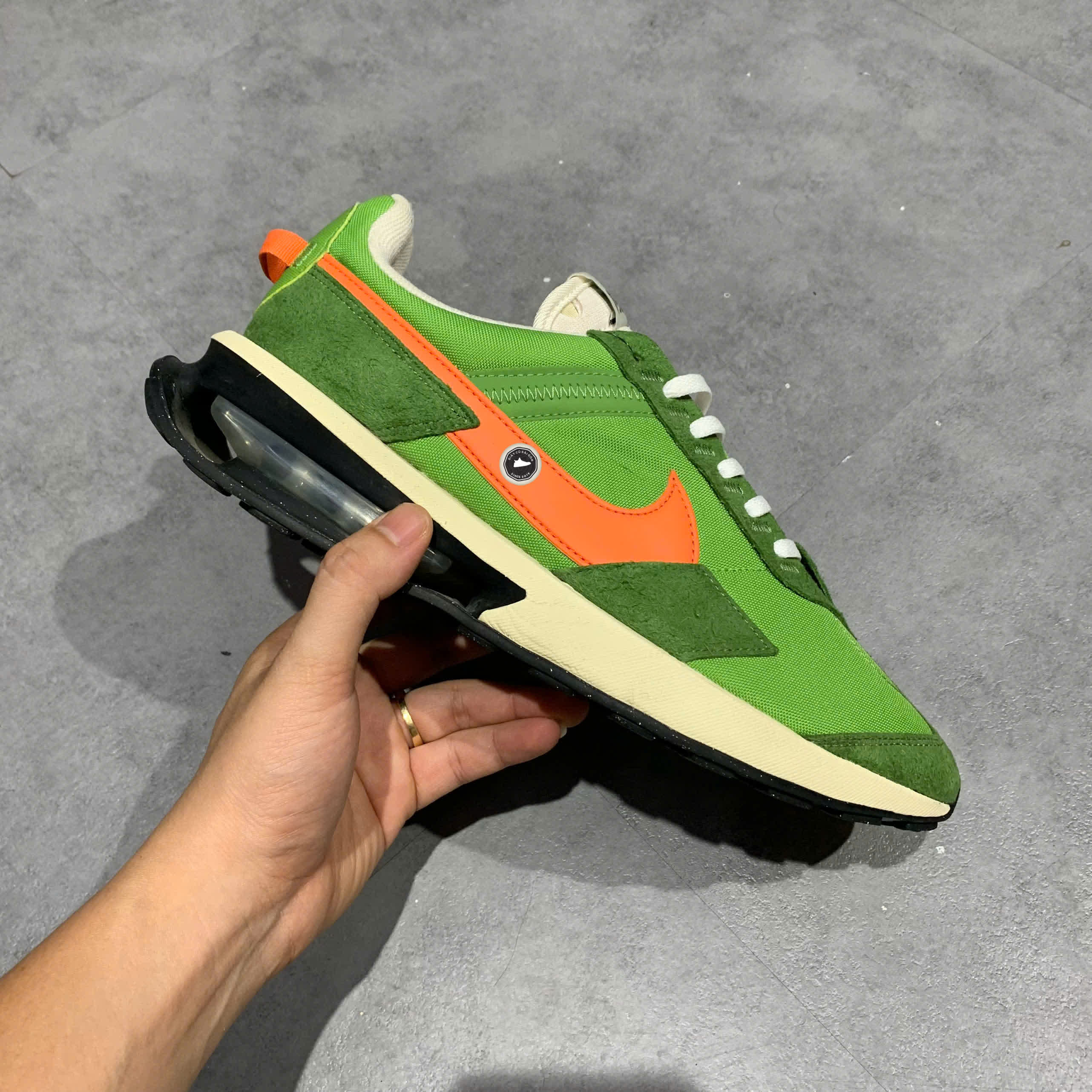 Nike Air Max Pre-Day LX Chlorophyll DC5330 300 SIZE 43 GIÀY 2HAND CHÍNH HÃNG PVN21067