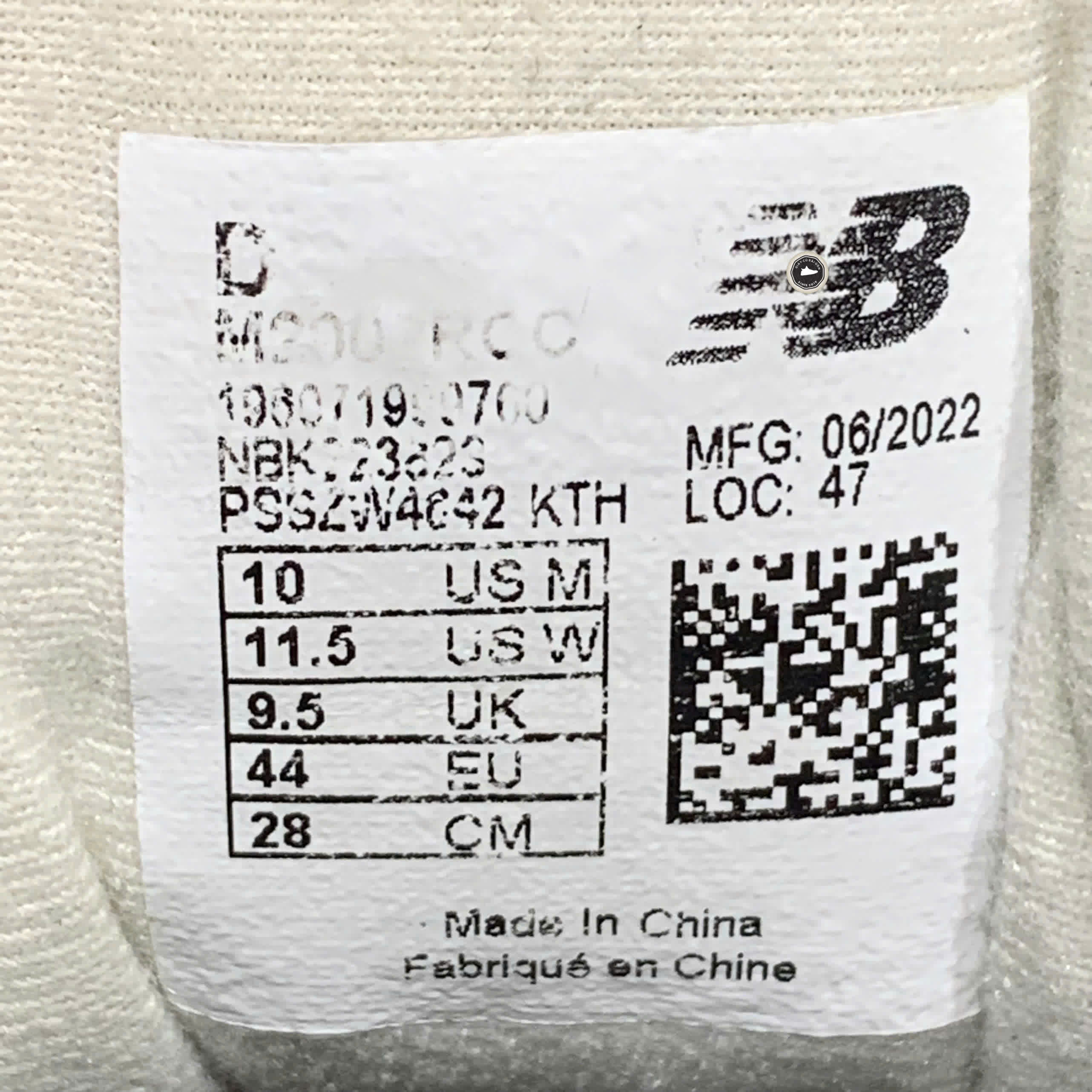 NEW BALANCE 2002R CALM TAUPE M2002RCC SIZE 44 GIÀY 2HAND CHÍNH HÃNG PVN21027