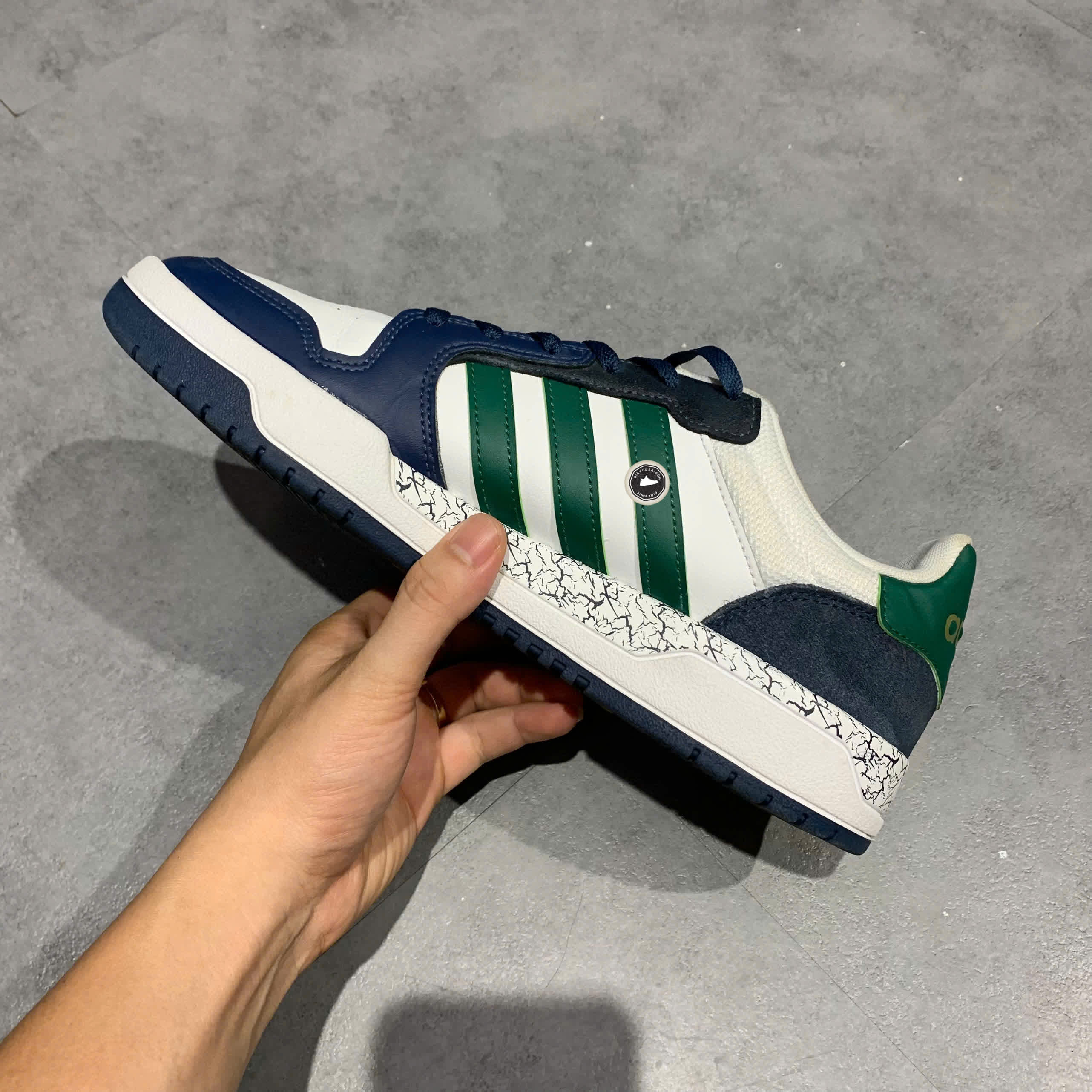 ADIDAS NEO ENTRAP 'WHITE BLUE GREEN' JQ5047 SIZE 44 GIÀY 2HAND CHÍNH HÃNG PVN21371