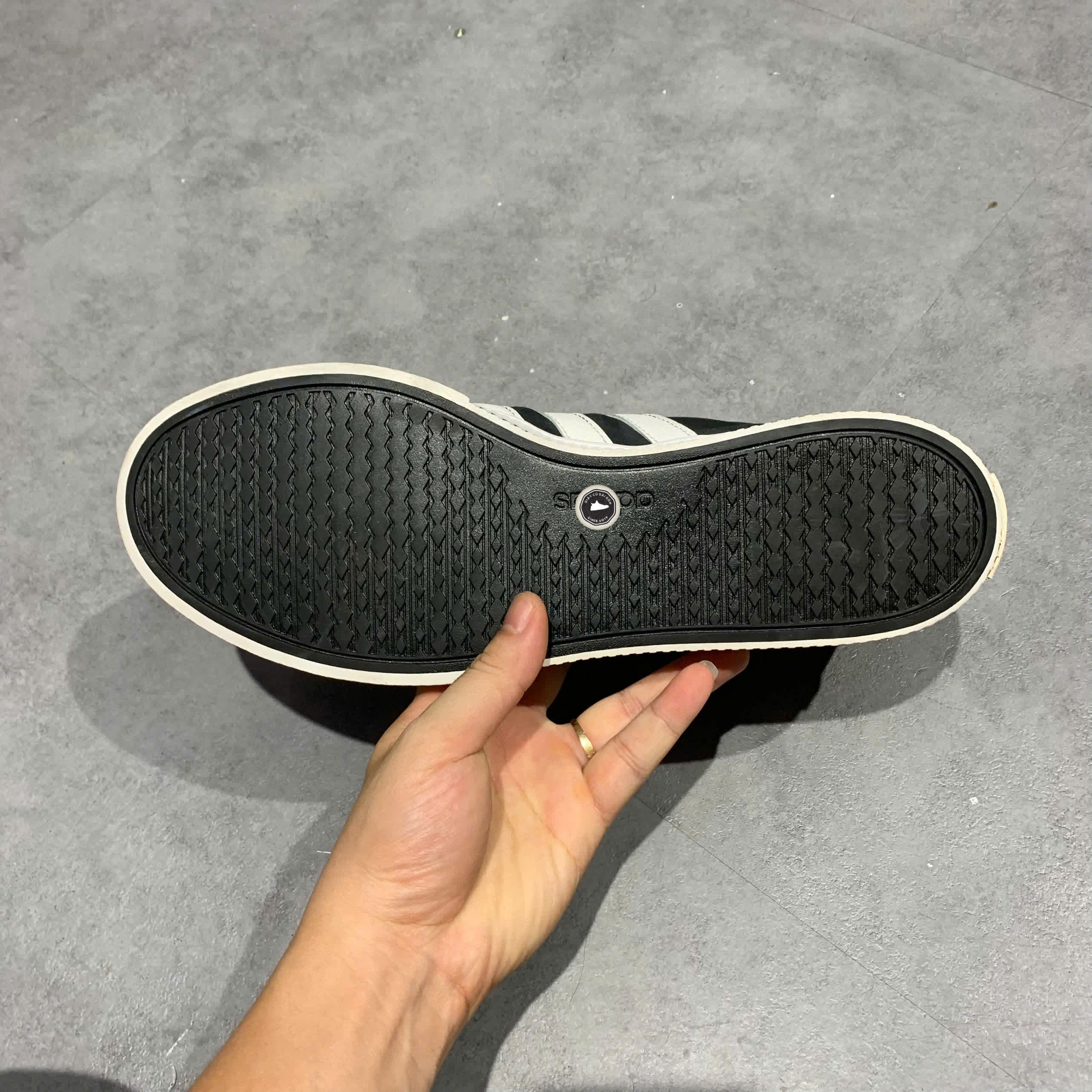 ADIDAS DAILY 3.0 CORE BLACK FW7439 SIZE 45 1/3 GIÀY 2HAND CHÍNH HÃNG PVN21145