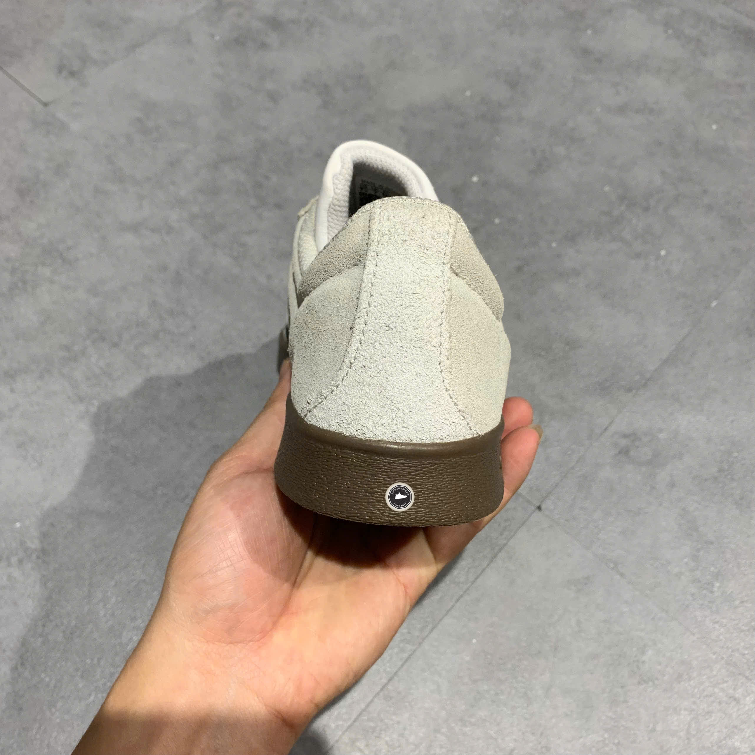 ADIDAS VL COURT 2.0 GREY BLACK GUM HQ1802 SIZE 40 2/3 GIÀY 2HAND CHÍNH HÃNG PVN21144