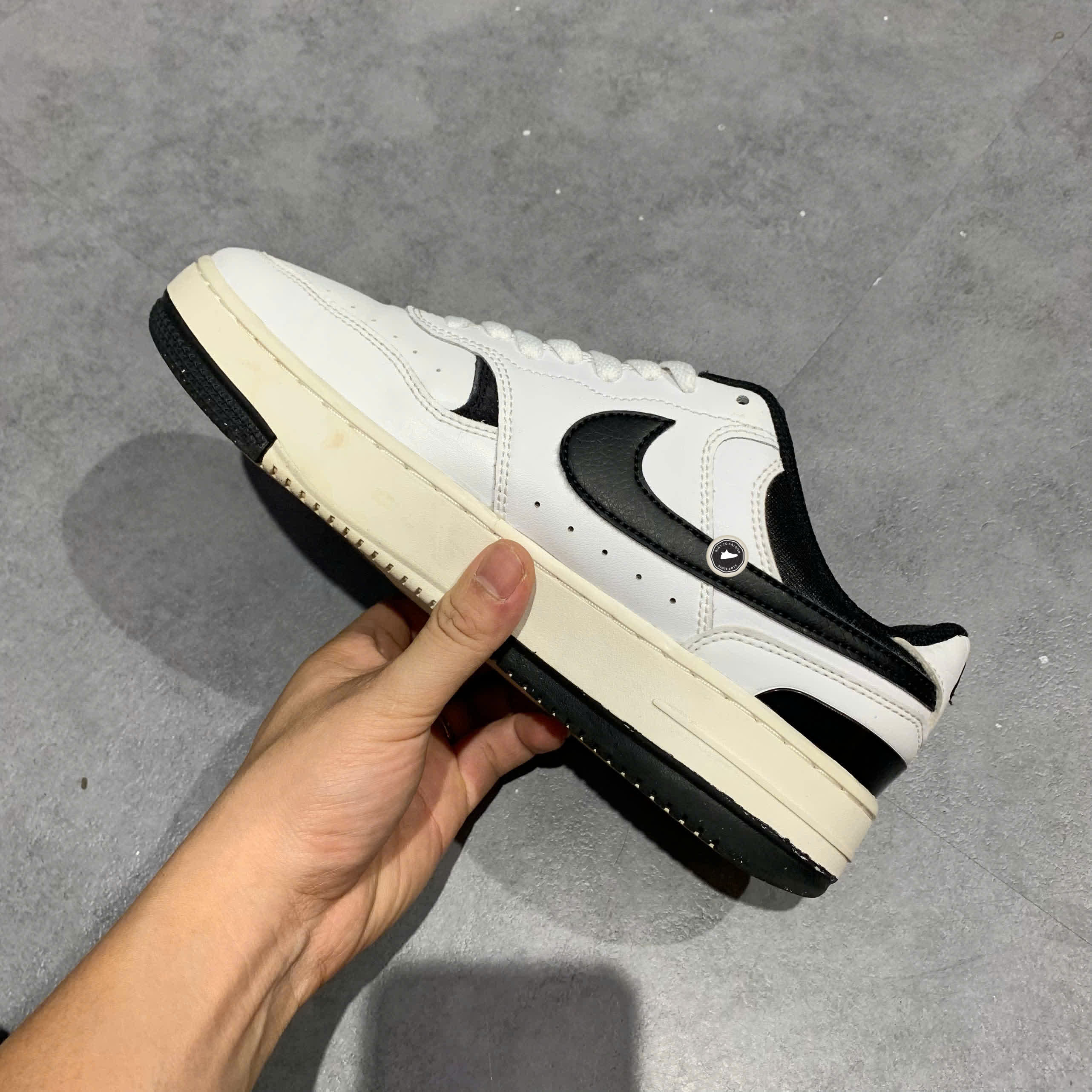 Nike Gamma Force White Black DX9176 100 SIZE 40.5 GIÀY 2HAND CHÍNH HÃNG PVN21143