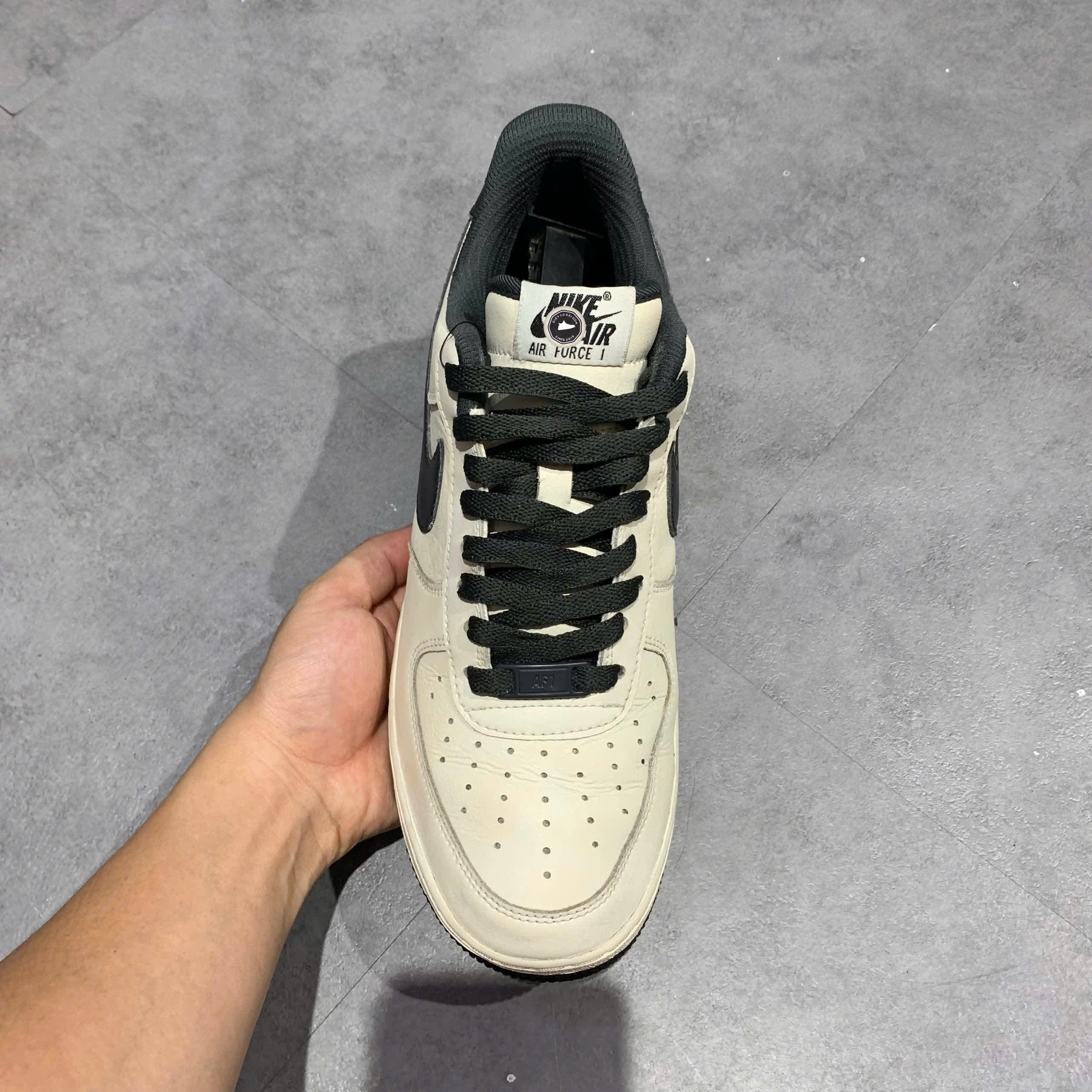 NIKE AIR FORCE 1 LOW BY YOU AQ3774 992 SIZE 42 GIÀY 2HAND CHÍNH HÃNG PVN21195