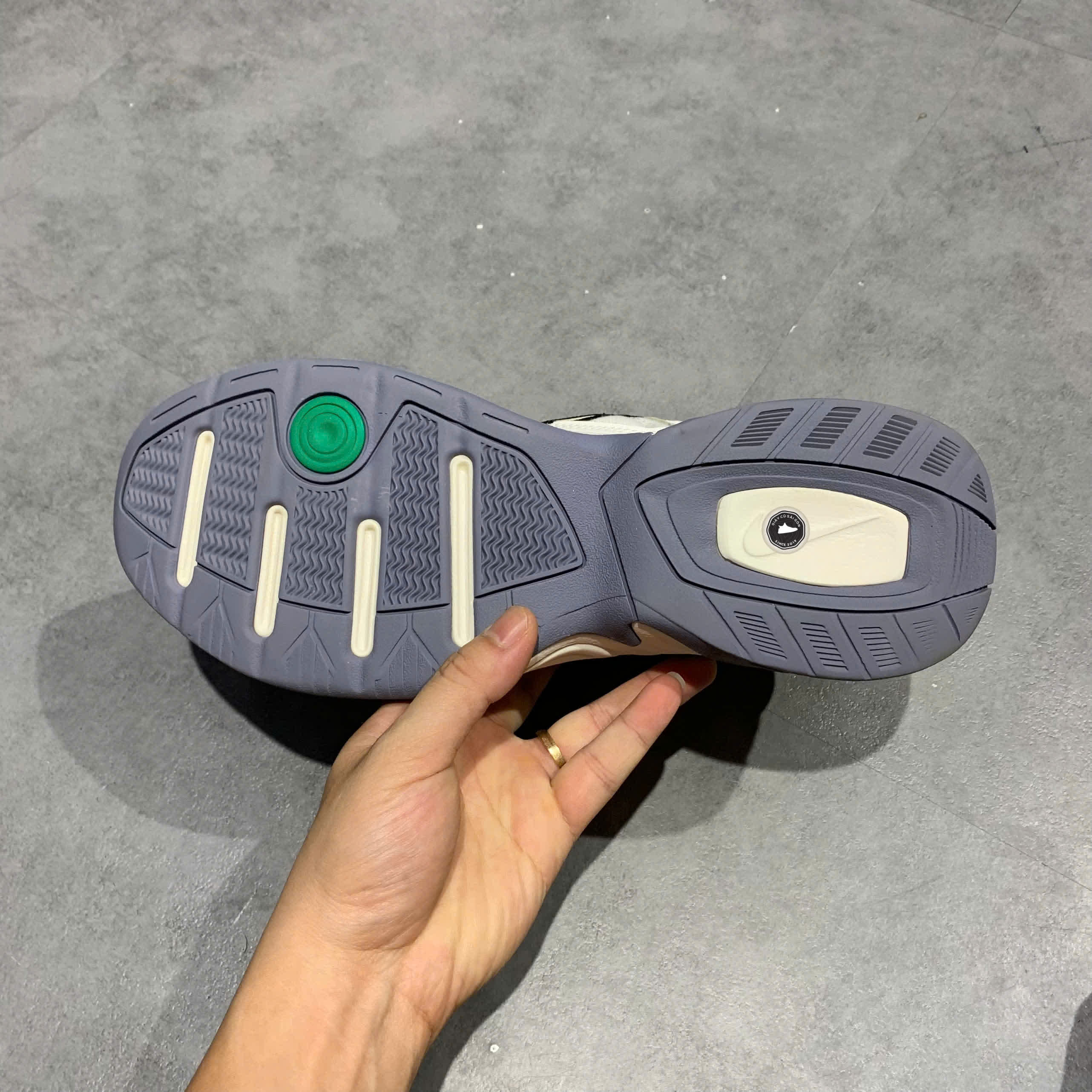 NIKE M2K TEKNO PLATINUM TINT SAIL LUCID GREEN AV4789 009 SIZE 42 GIÀY 2HAND CHÍNH HÃNG PVN21232