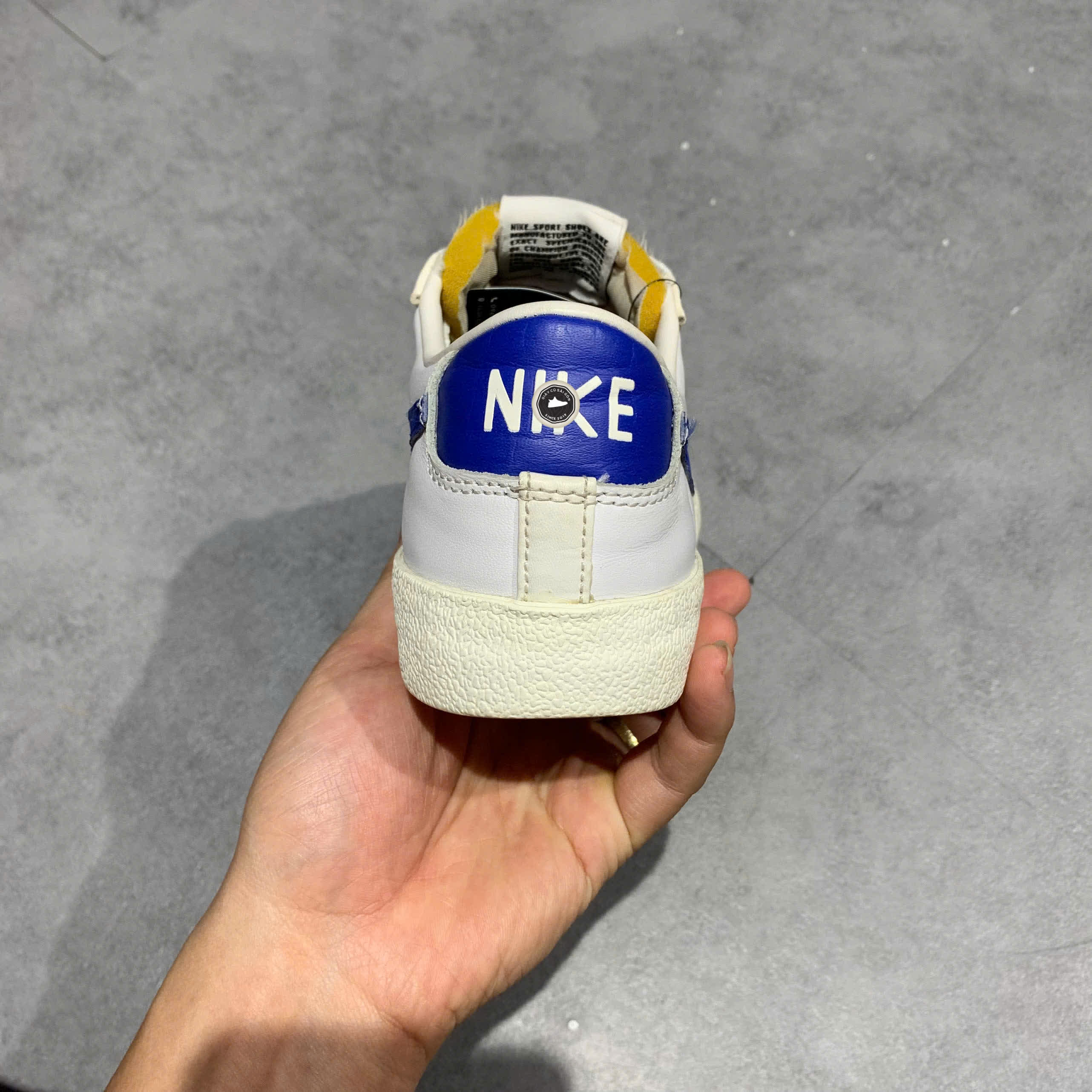 Nike Blazer Low '77 Vintage 'White Hyper Royal' DA6364 103 SIZE 40 GIÀY 2HAND CHÍNH HÃNG PVN21160