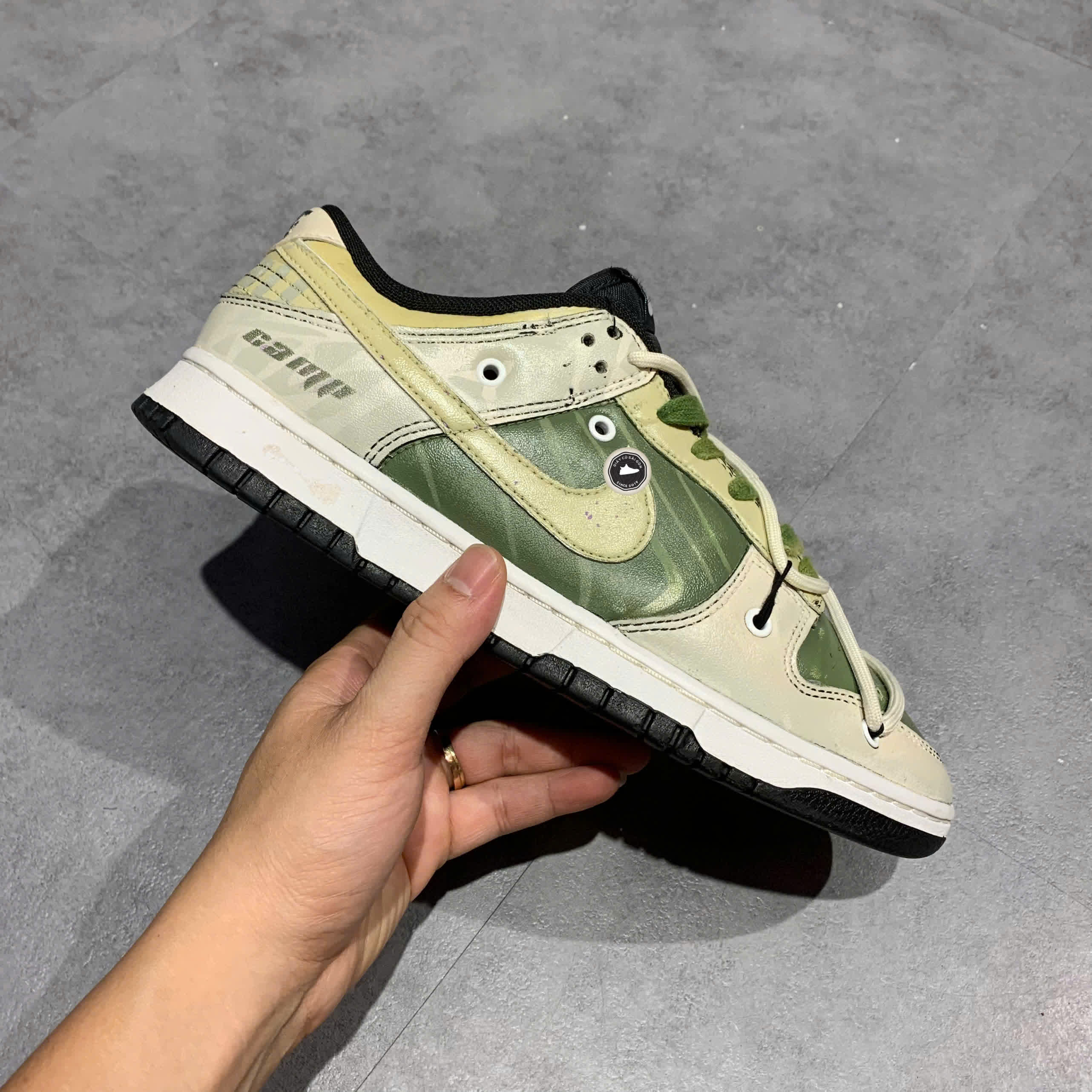 NIKE DUNK LOW PANDA PRANK SHOES SIZE 42.5 GIÀY 2HAND CHÍNH HÃNG PVN21775