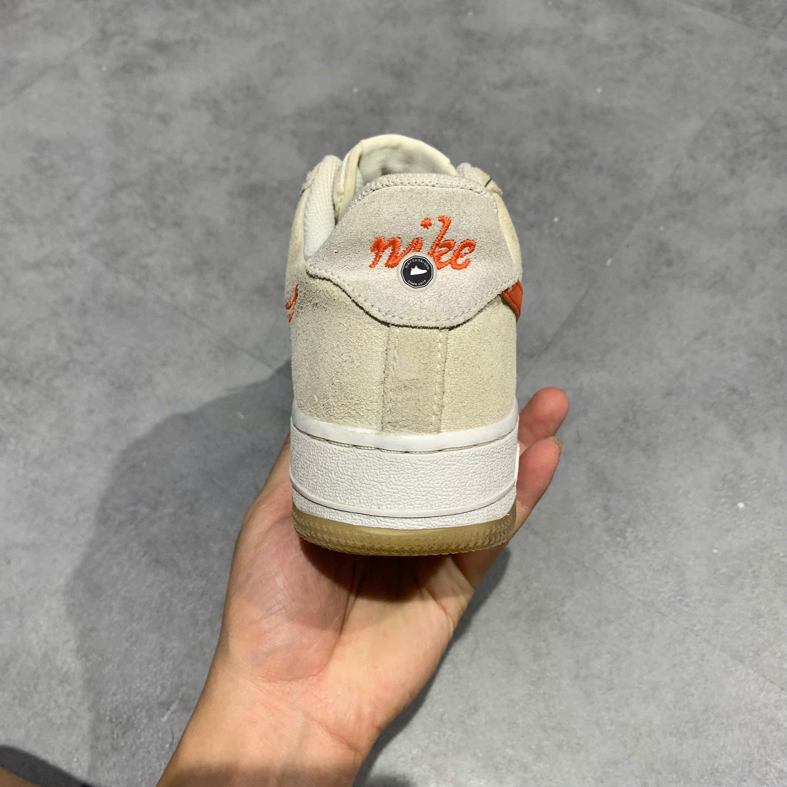 NIKE AIR FORCE 1 LOW FIRST USE CREAM (W) DA8302 101 SIZE 39 GIÀY 2HAND CHÍNH HÃNG PVN21776