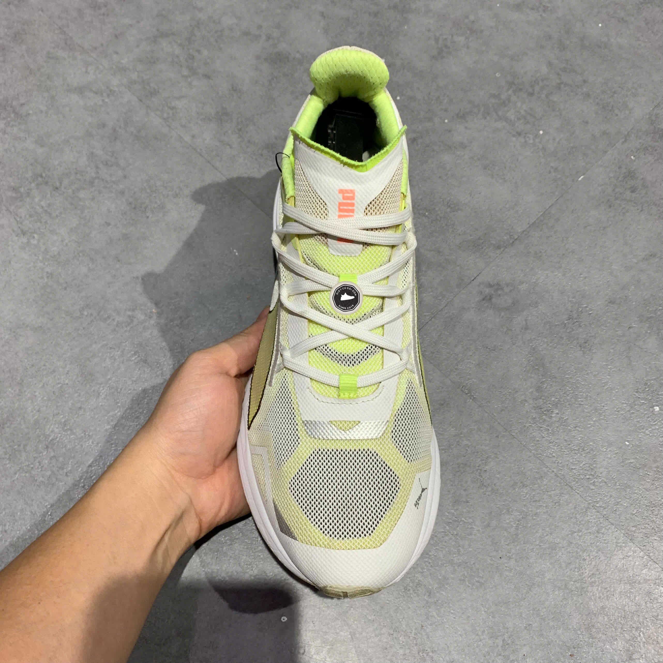 PUMA UltraRide Men's Running Shoes White Fizzy Yellow 193753 02 SIZE 41 GIÀY 2HAND CHÍNH HÃNG PVN21542