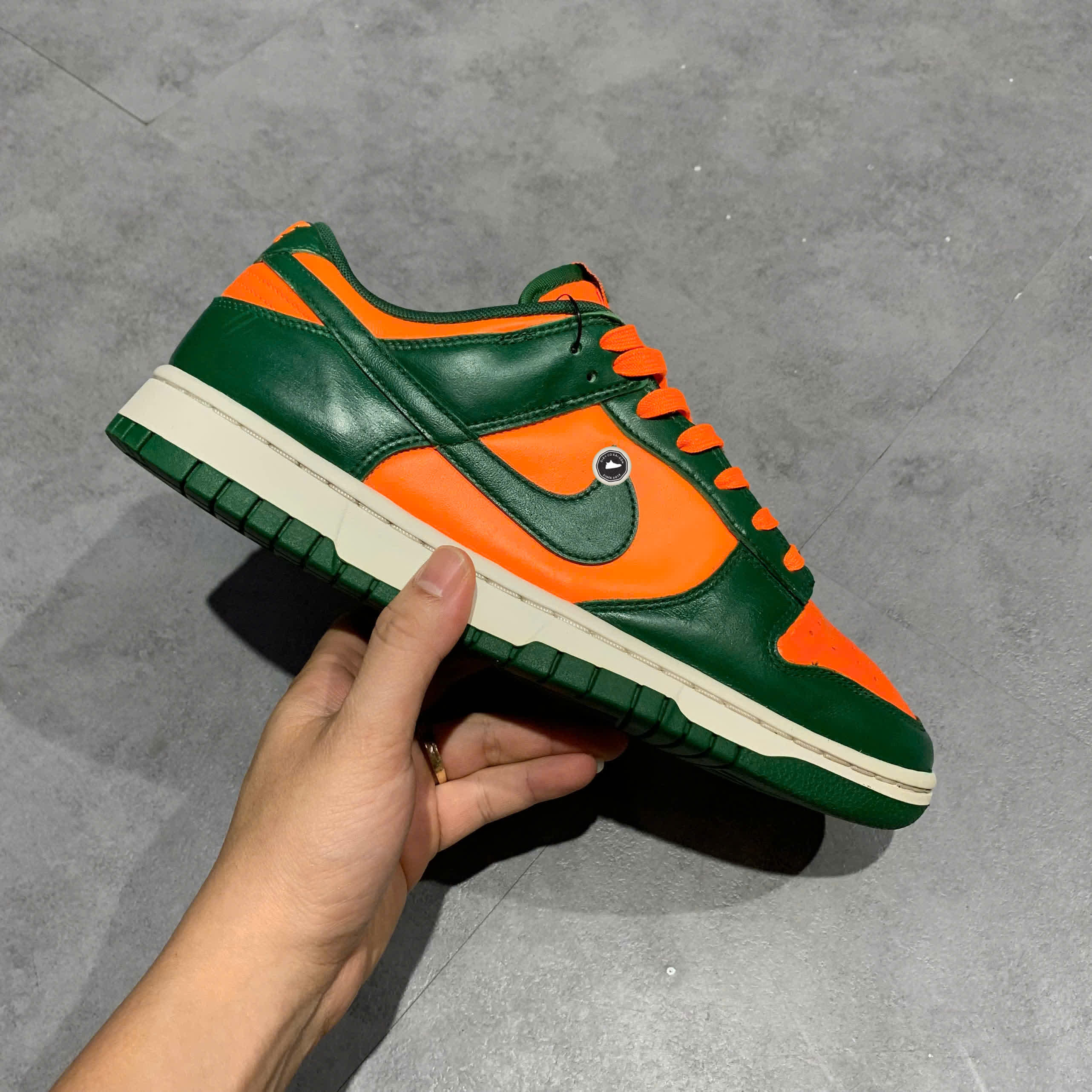 Nike Dunk Low Retro "Miami Hurricanes" DD1391 300 SIZE 42.5 GIÀY 2HAND CHÍNH HÃNG PVN21880