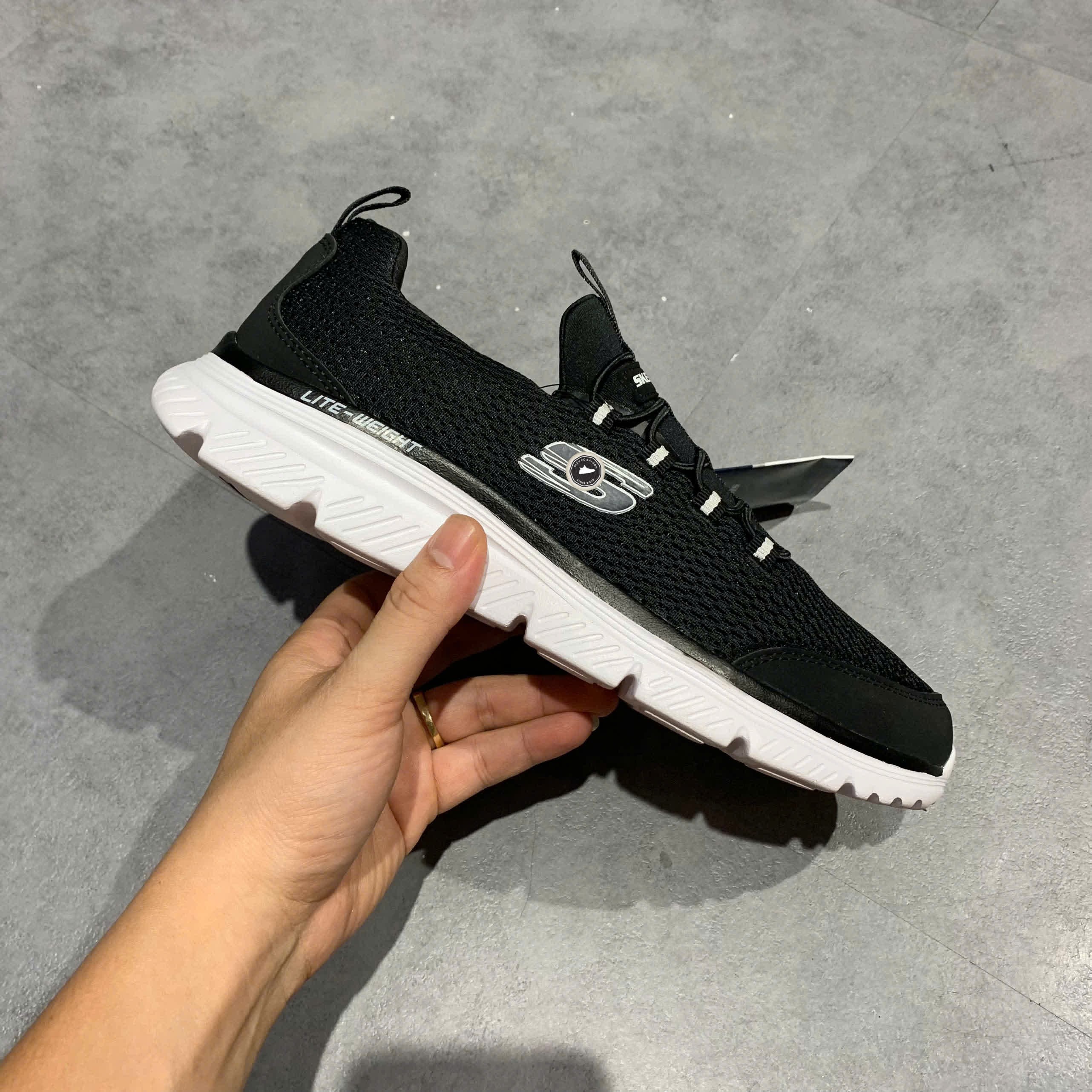 Skechers Walking Slip-Ins Go Walk Arch Fit 2.0 SIZE 40 GIÀY 2HAND CHÍNH HÃNG PVN21638