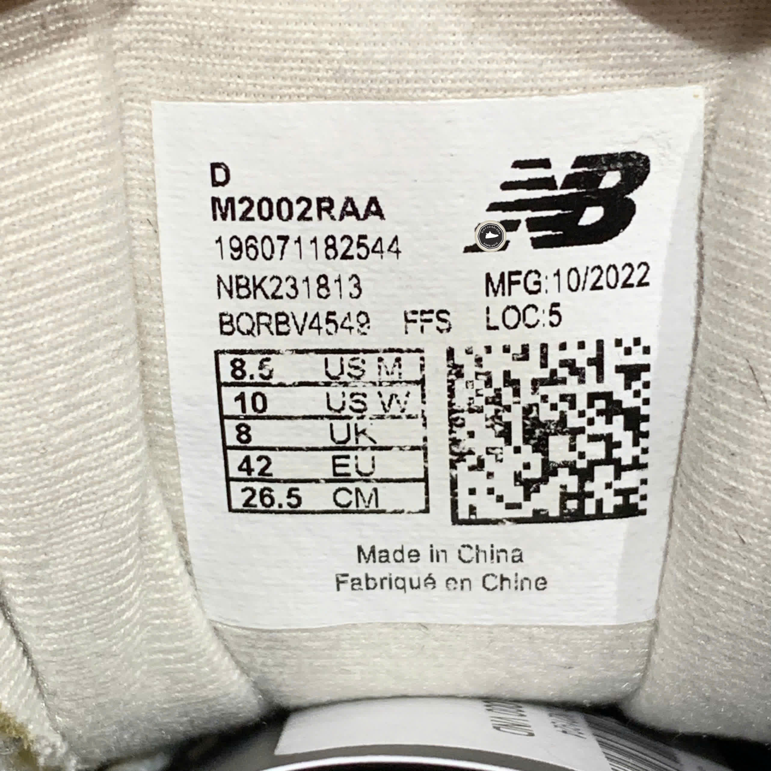 New Balance 2002R 'Linen Fog' M2002RAA SIZE 42 GIÀY 2HAND CHÍNH HÃNG PVN21924