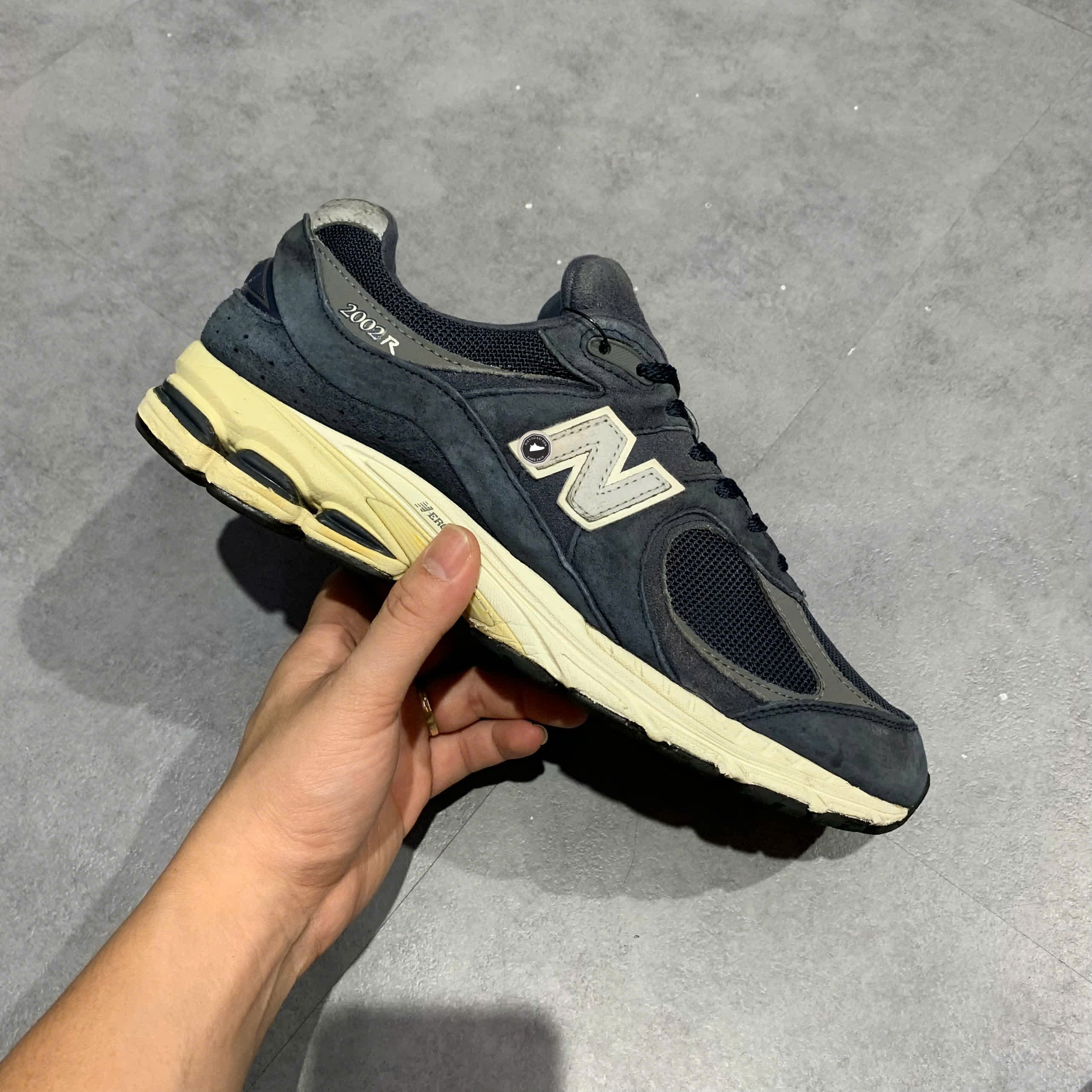 New Balance 2002R 'Eclipse Navy' D M2002RCA SIZE 42.5 GIÀY 2HAND CHÍNH HÃNG PVN21920