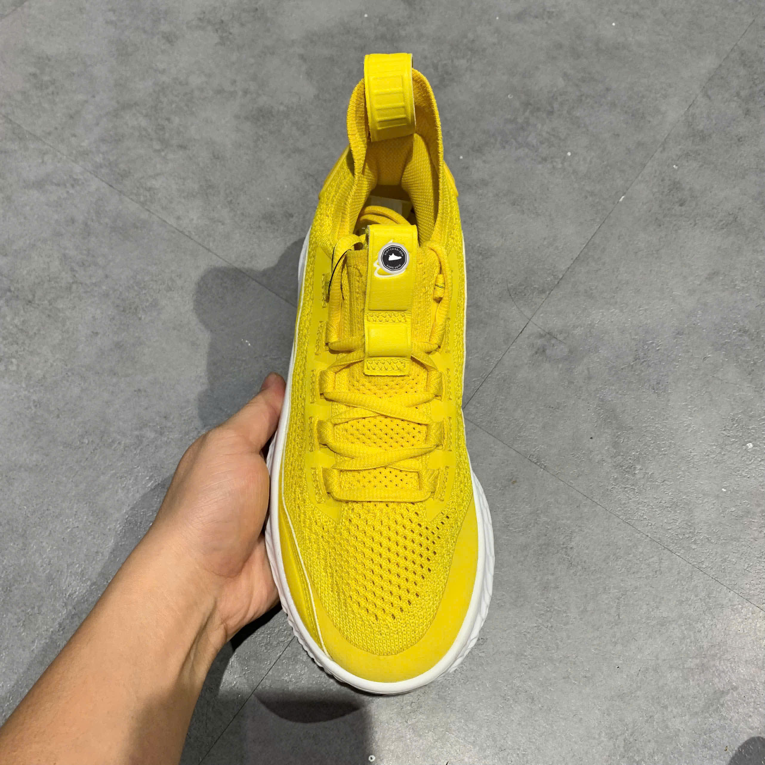 Under Armour Curry Flow 8 'Smooth Butter Flow' GS 3023527 701 SIZE 39 GIÀY 2HAND CHÍNH HÃNG PVN22118