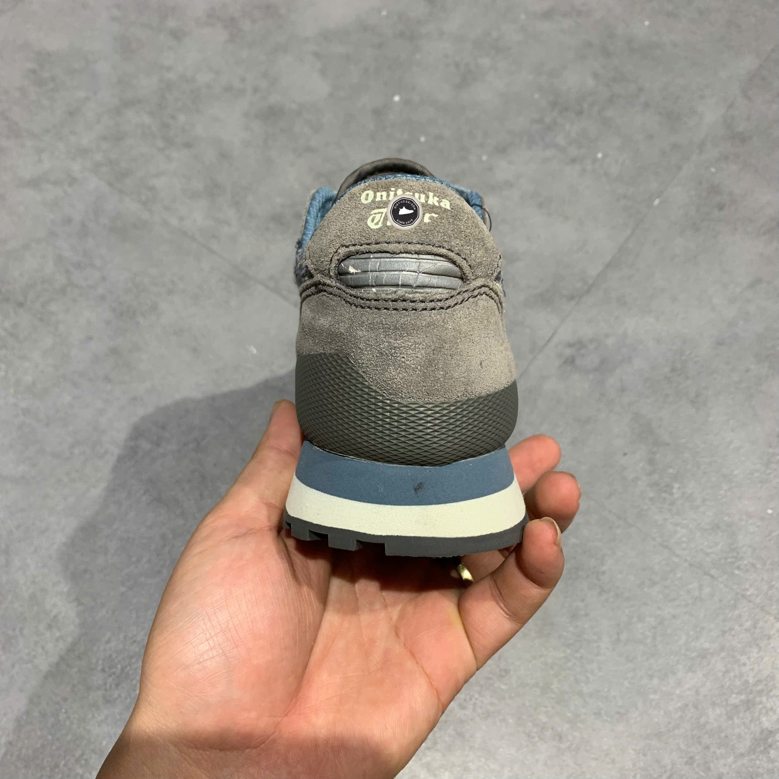 ONITSUKA TIGER F580616 D605L F580616 SIZE 36 GIÀY 2HAND CHÍNH HÃNG PVN22076