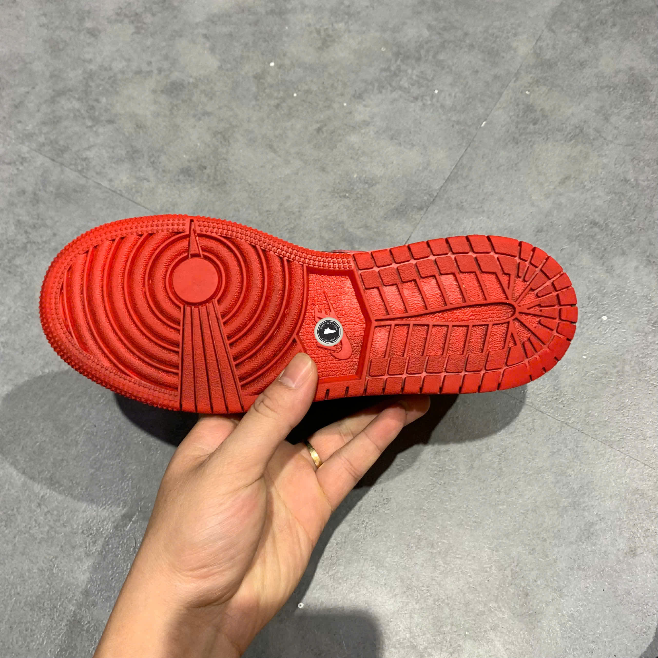 Air Jordan 1 Mid 'Alternate Bred 2022' DQ8423 060 SIZE 36.5 GIÀY 2HAND CHÍNH HÃNG PVN22140