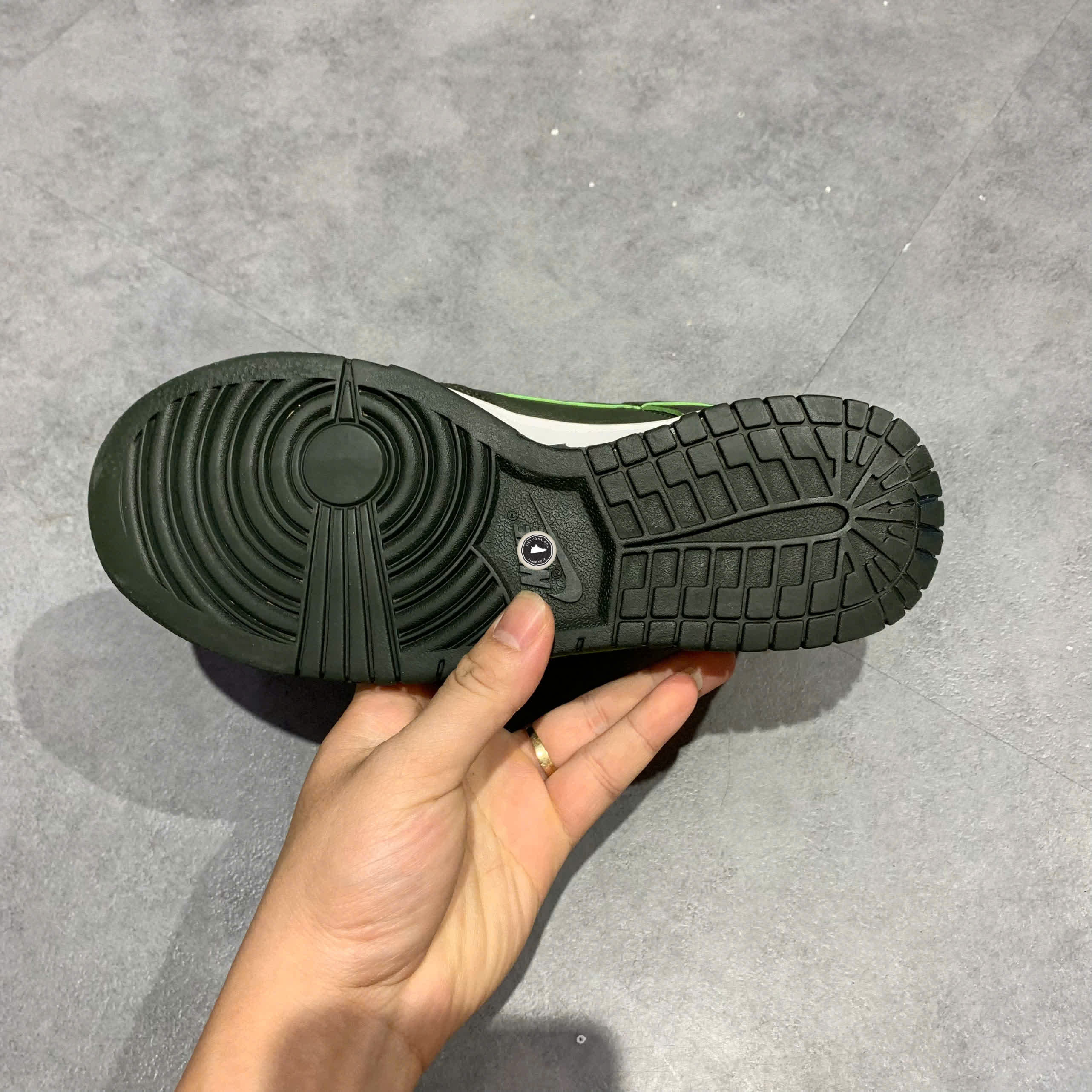 NIKE DUNK LOW LX "AVOCADO" DM7606 300 SIZE 37.5 GIÀY 2HAND CHÍNH HÃNG PVN22128