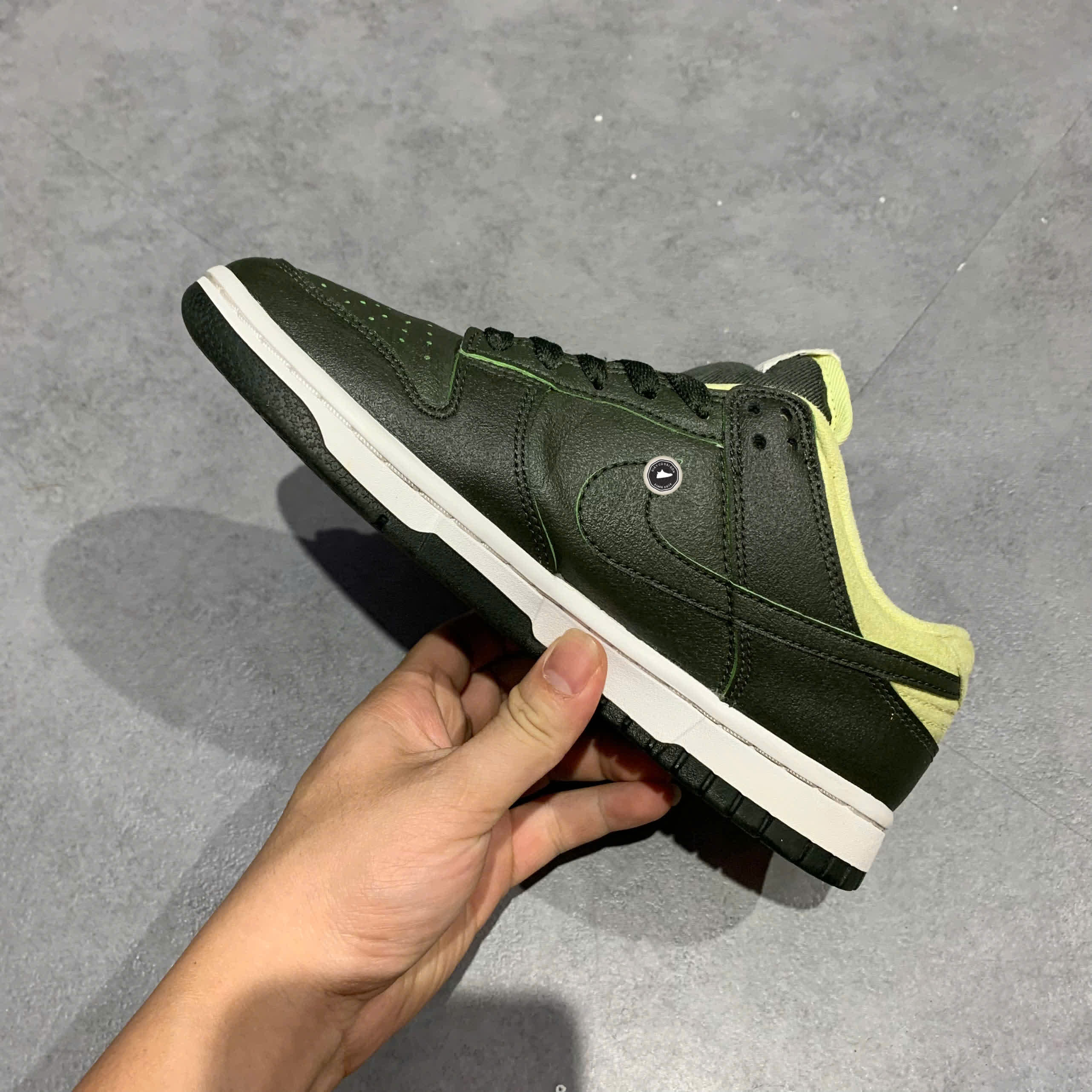 NIKE DUNK LOW LX "AVOCADO" DM7606 300 SIZE 37.5 GIÀY 2HAND CHÍNH HÃNG PVN22128
