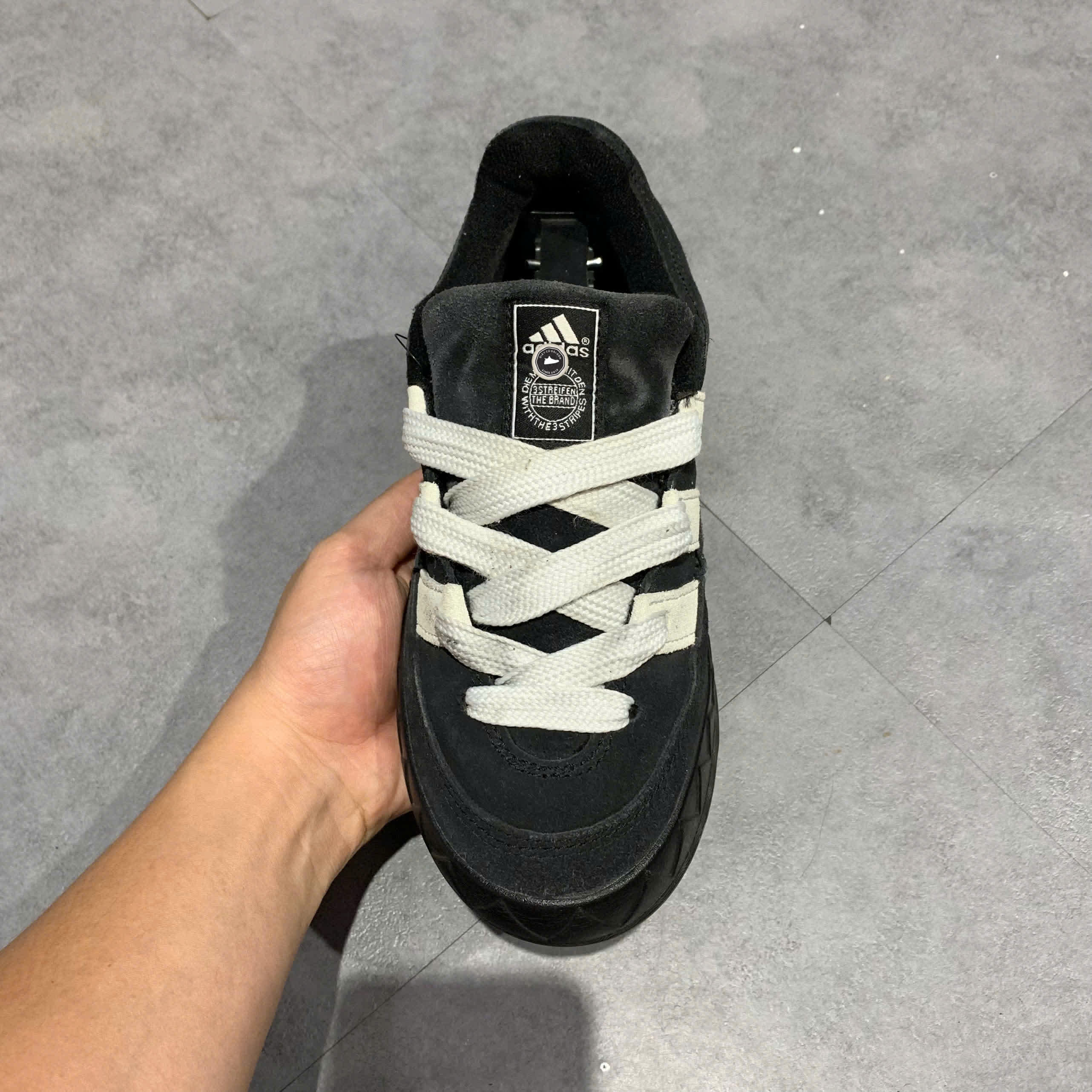 Adidas Adimatic Core Black Crystal White HQ6900 SIZE 37 1/3 GIÀY 2HAND CHÍNH HÃNG PVN22126