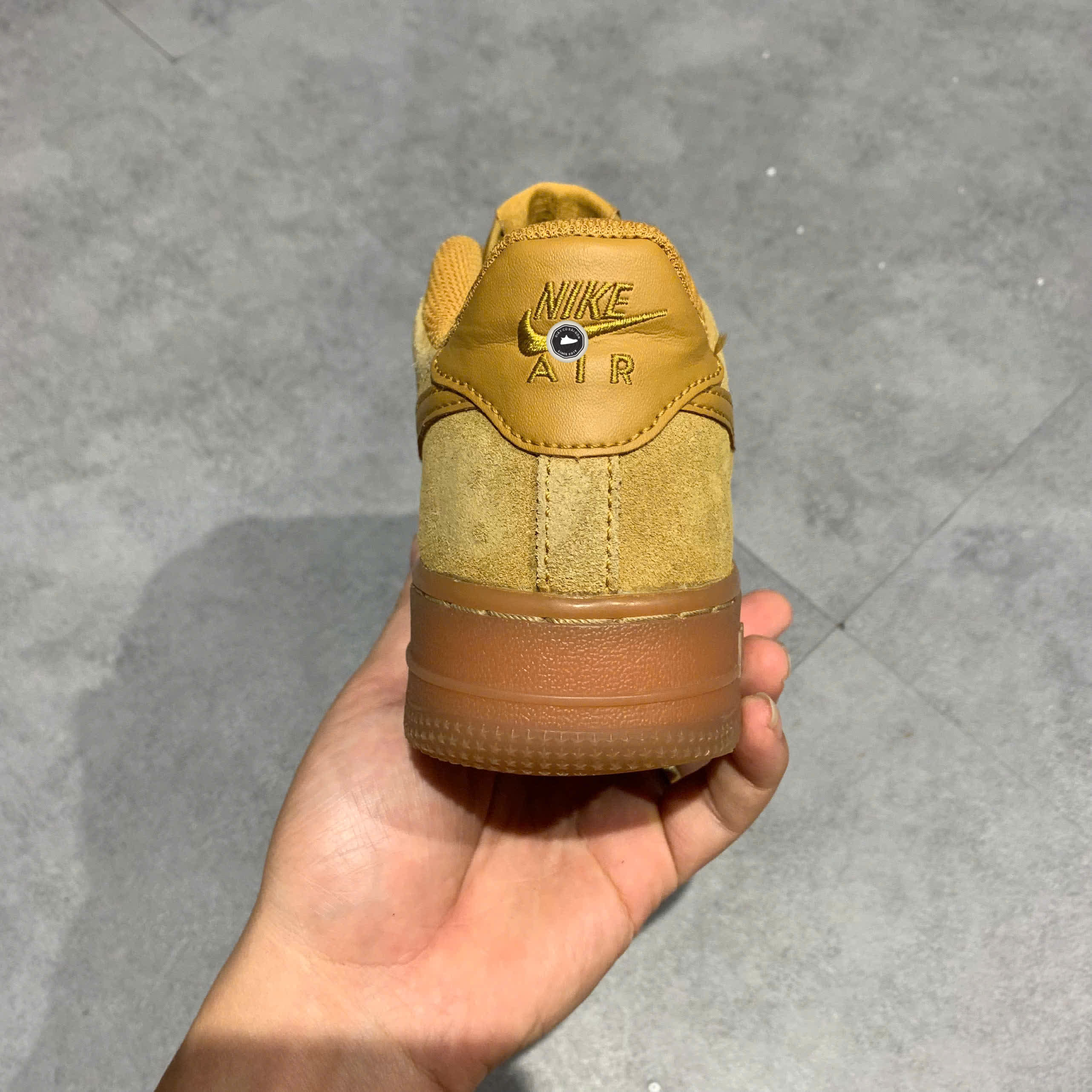 NIKE AIR FORCE 1 LV8 3 GS 'WHEAT' BQ5485 700 SIZE 37.5 GIÀY 2HAND CHÍNH HÃNG PVN22143