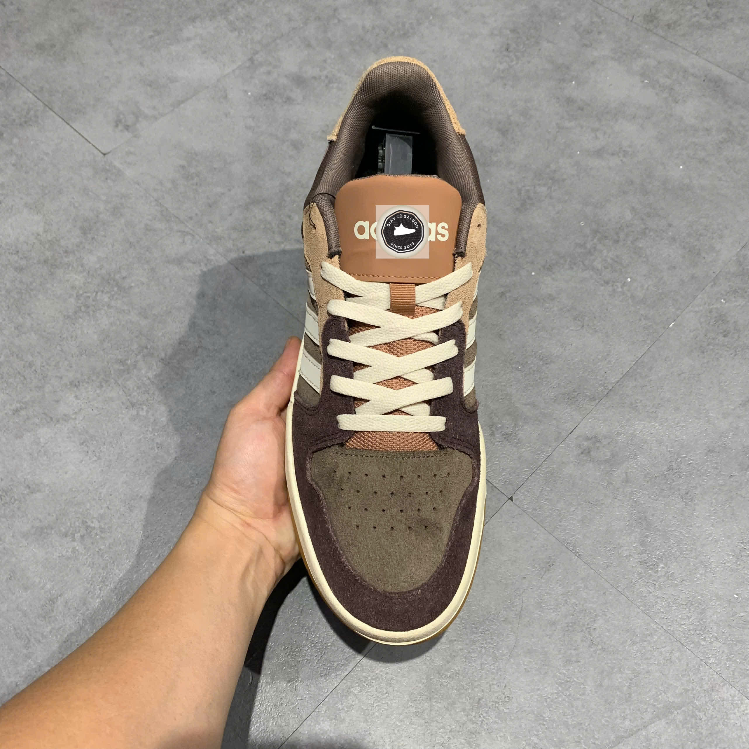 ADIDAS ENTRAP 'BROWN WHITE' JR8321 SIZE 45 1/3 GIÀY 2HAND CHÍNH HÃNG PVN22710