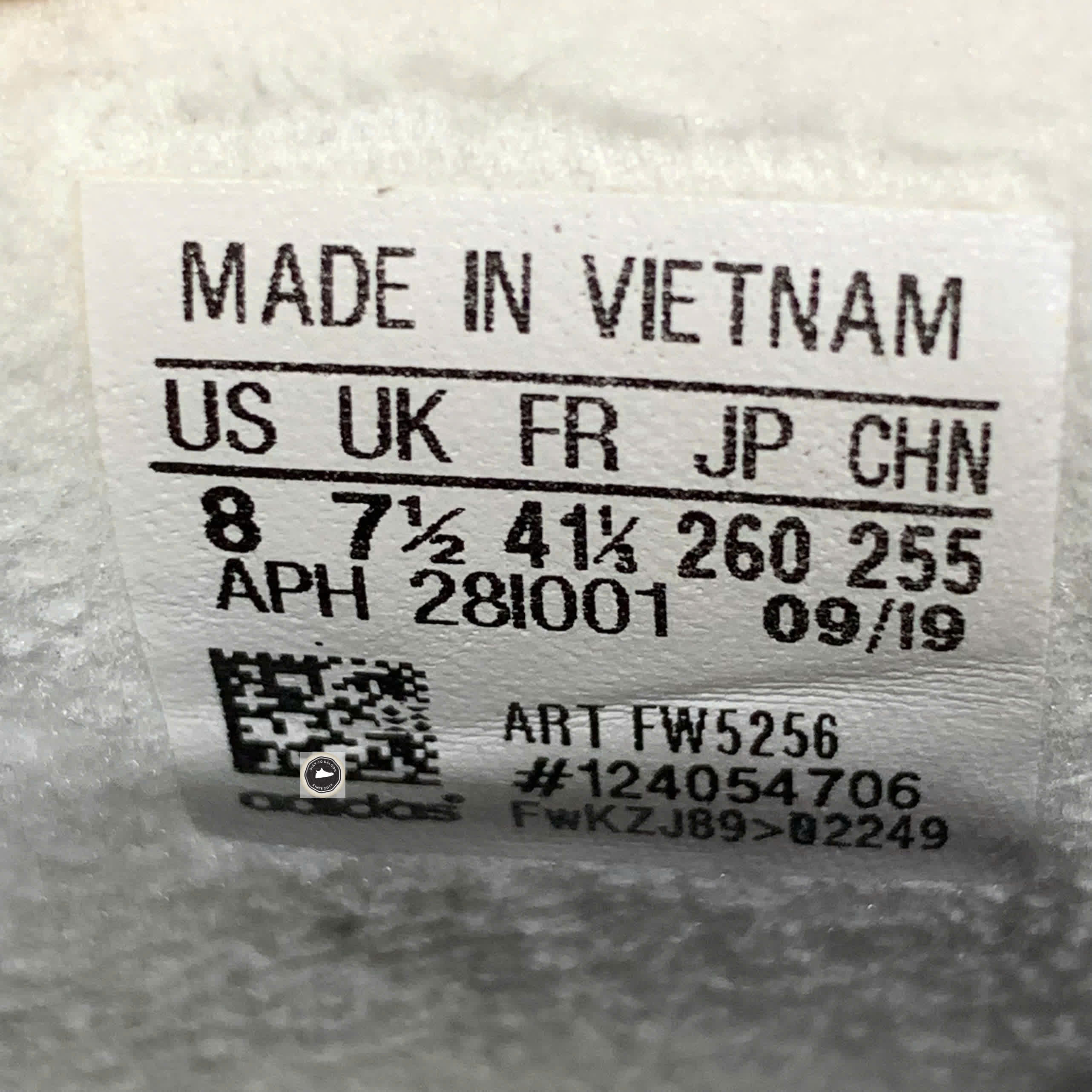 🔥 ADIDAS RIVALRY LOW – FOOTWEAR WHITE / OFF WHITE / TRUE ORANGE – SIZE 41 1/3 – PVN22445 – CHÍNH HÃNG