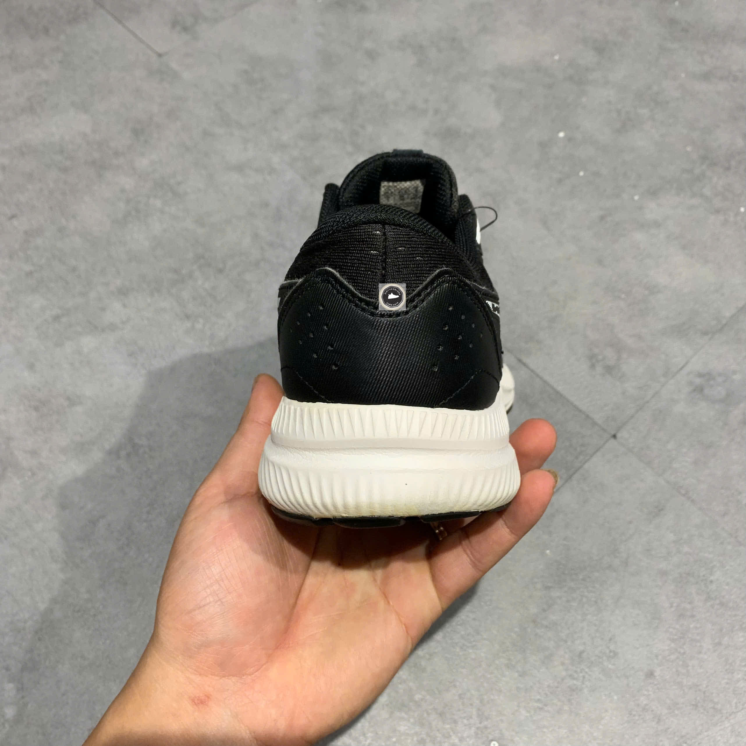 🔥 Giày ASICS Gel‑Contend 8 'Black/Velvet Pin' 1011B492 – SIZE 41.5 – PVN22348 – CHÍNH HÃNG