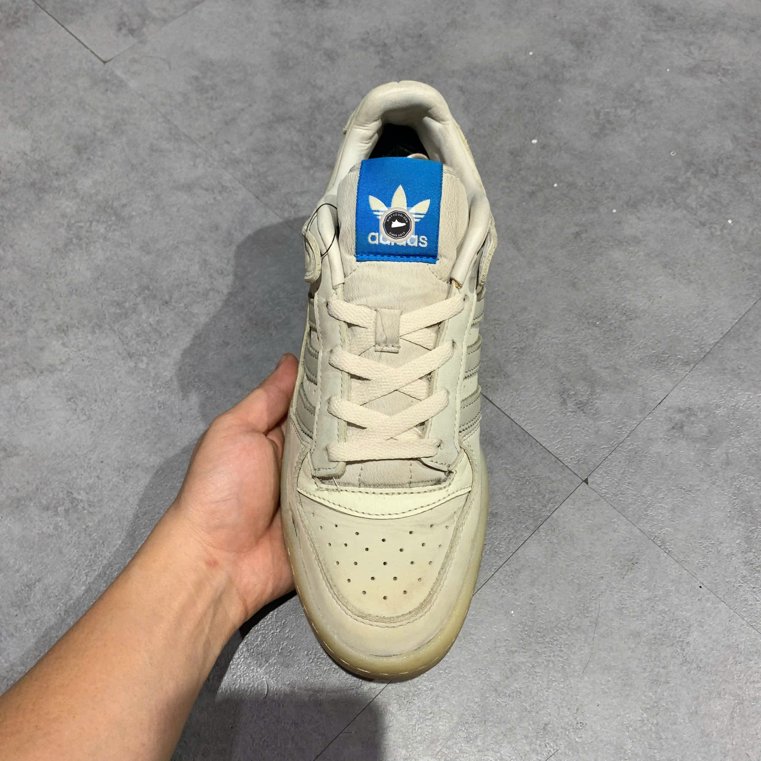 🔥 ADIDAS FORUM LOW – TALC / SESAME / CBROWN – SIZE 41 1/3 – PVN22655 – CHÍNH HÃNG