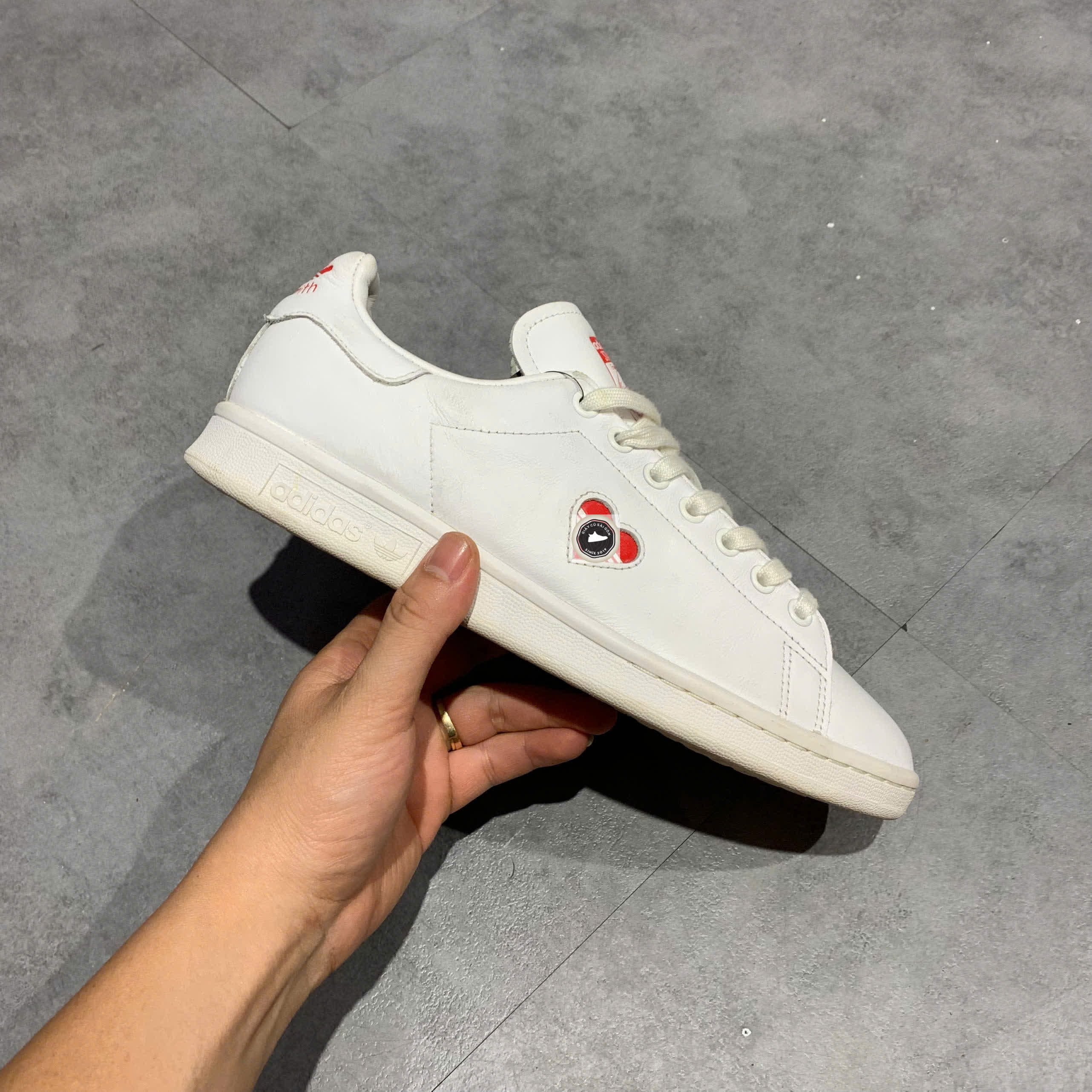 🔥 Adidas Continental 80 – “WHITE / RED HEART” – SIZE 42 1/3 – PVN22683 – CHÍNH HÃNG