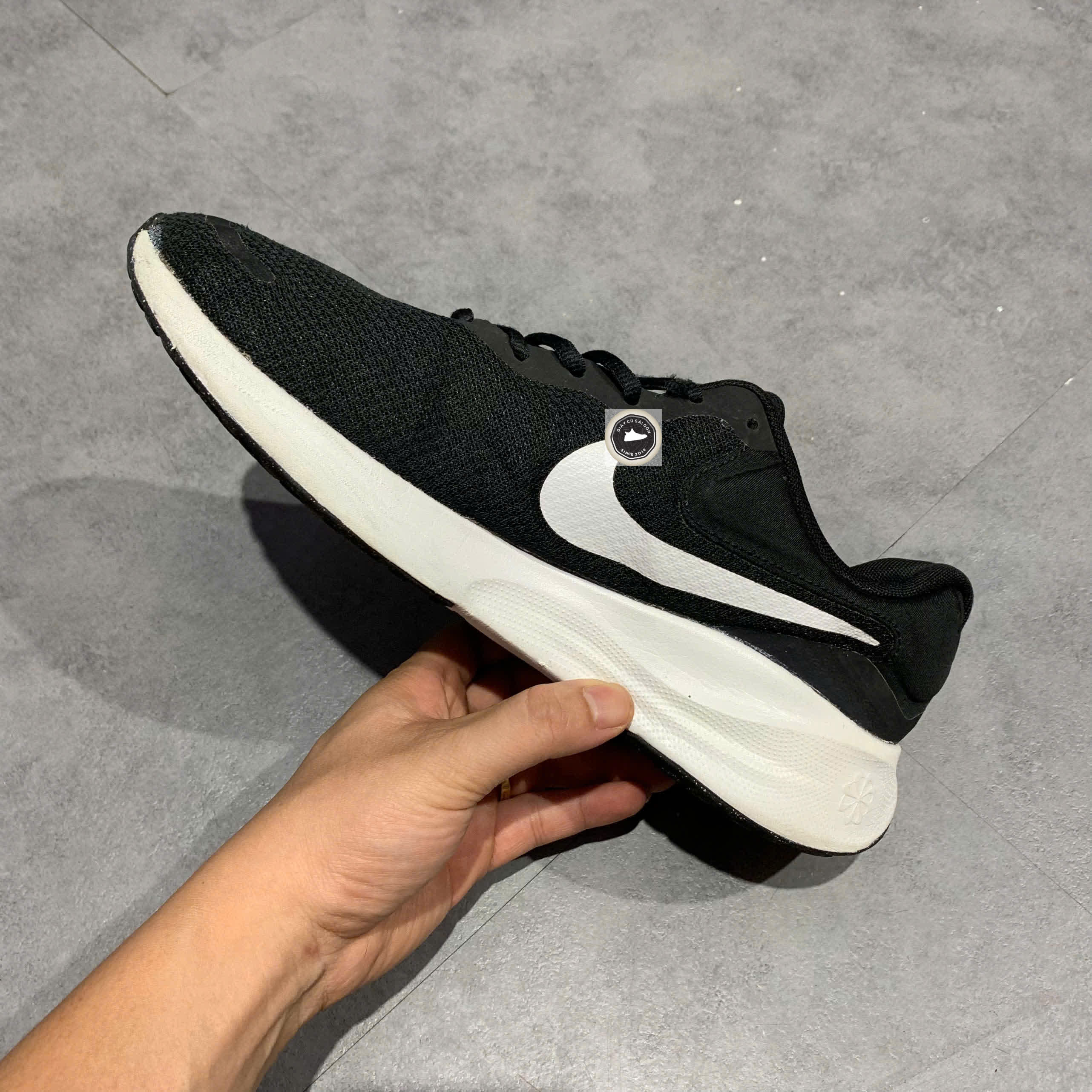 🔥 NIKE REVOLUTION 7 WIDE – SIZE 42.5 – PVN22301 – CHÍNH HÃNG