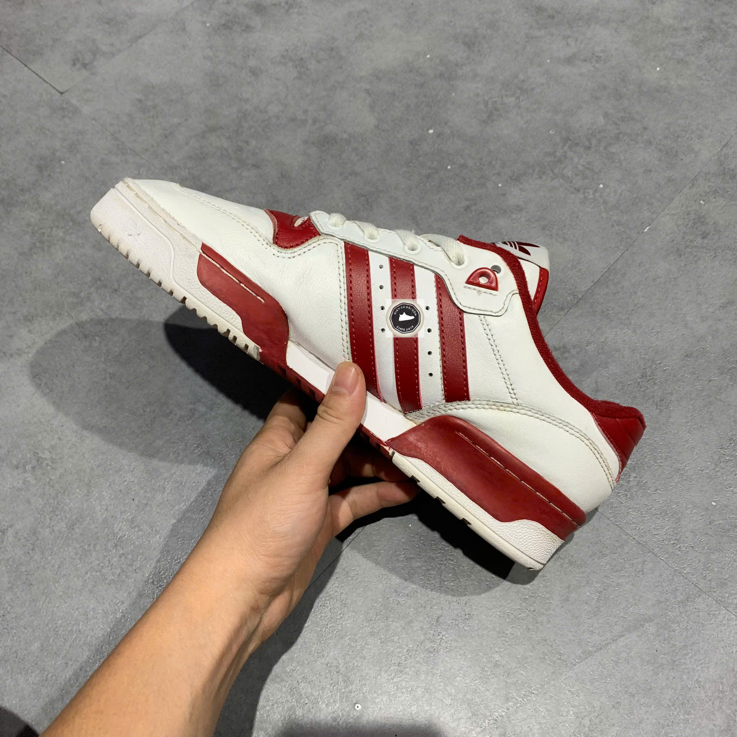 ADIDAS FALCON CLOUD WHITE EE4967 SIZE 43 1/3 GIÀY 2HAND CHÍNH HÃNG 22691