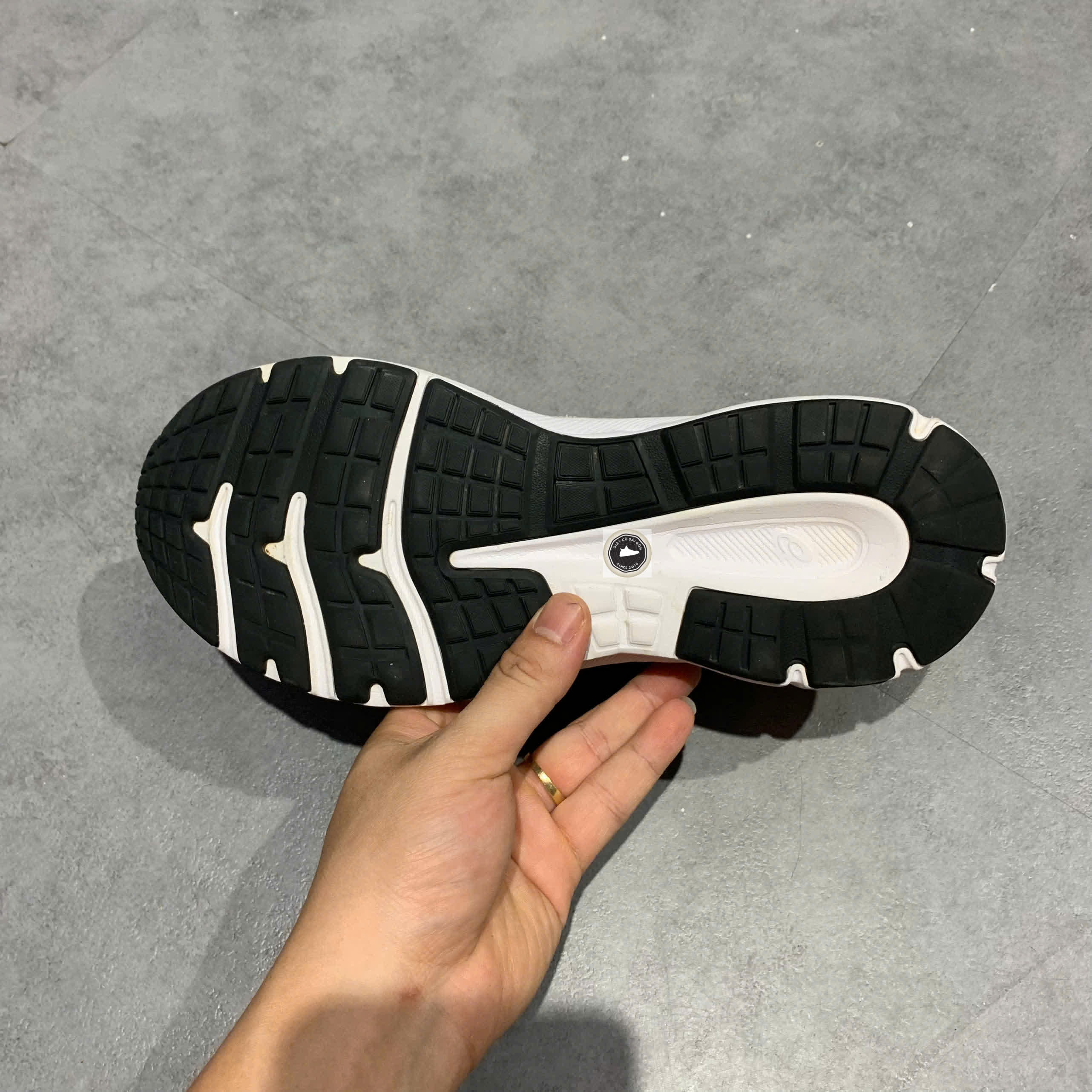 🔥 ASICS JOLT 3 WIDE – SIZE 39.5 – PVN22562 – CHÍNH HÃNG