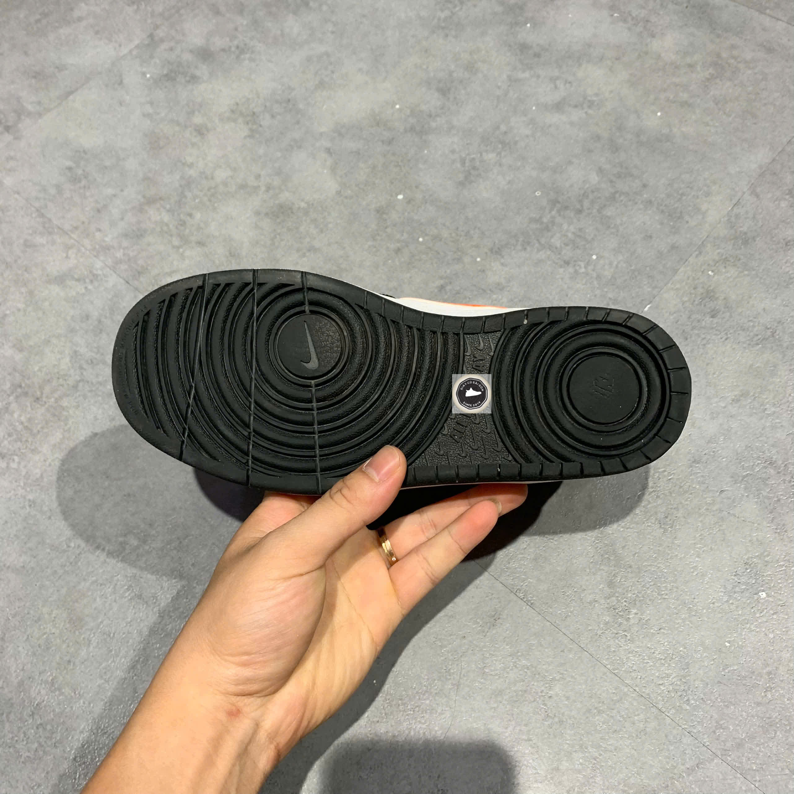 Nike Court Borough Low 2 GS White Black Orange - BQ5448 115 - Size 36 - GIÀY 2HAND CHÍNH HÃNG 23060