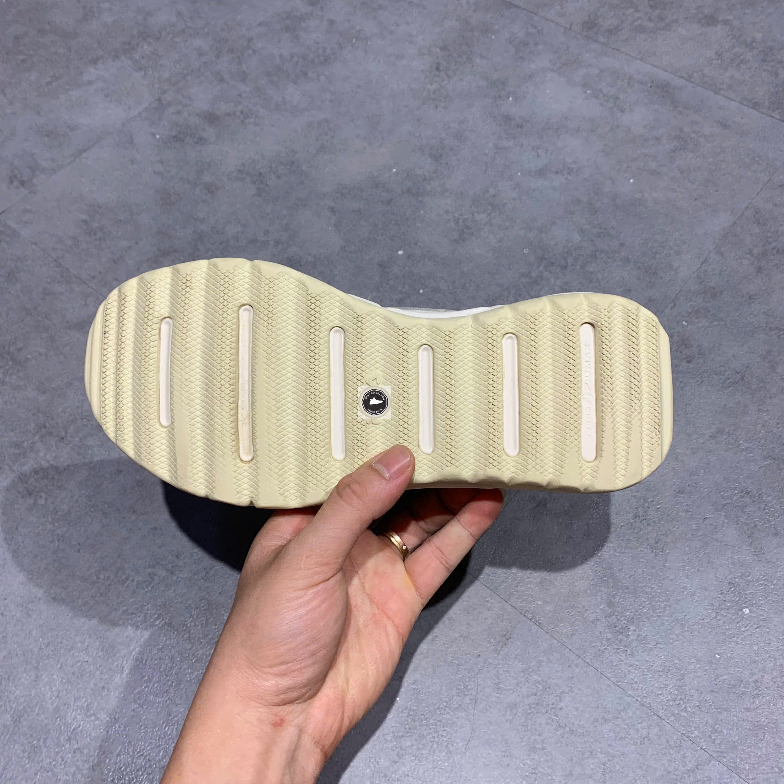 🔥 FILA TERRA CREAMWHITE GRAY – SIZE 36.5 – PVN22984 – CHÍNH HÃNG