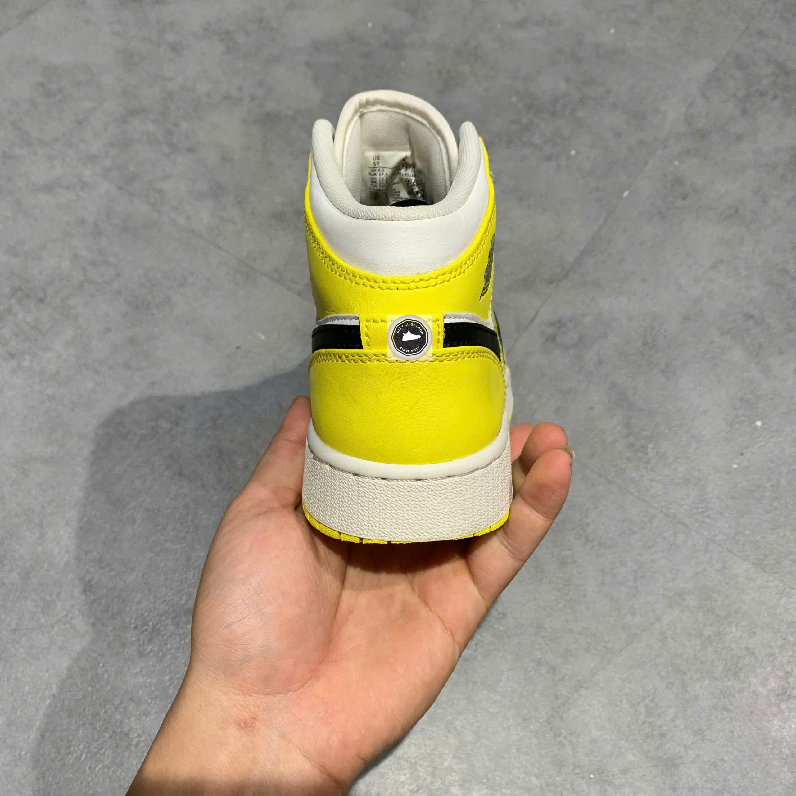 jordan 1 mid floral yellow