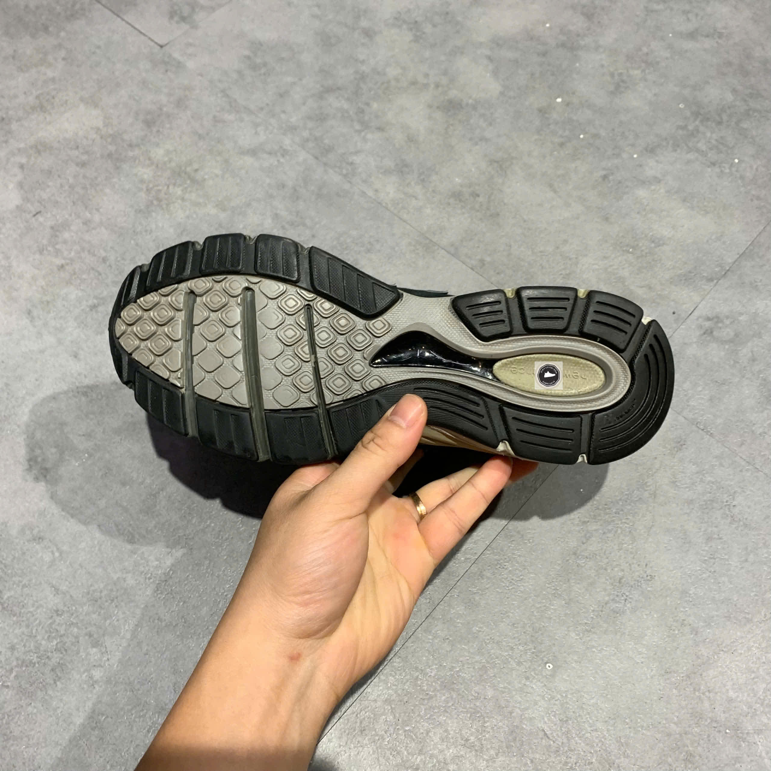 New Balance 990v4 Made in USA 'Black Olive' - M990MB4 - Size 38 - GIÀY 2HAND CHÍNH HÃNG 22989