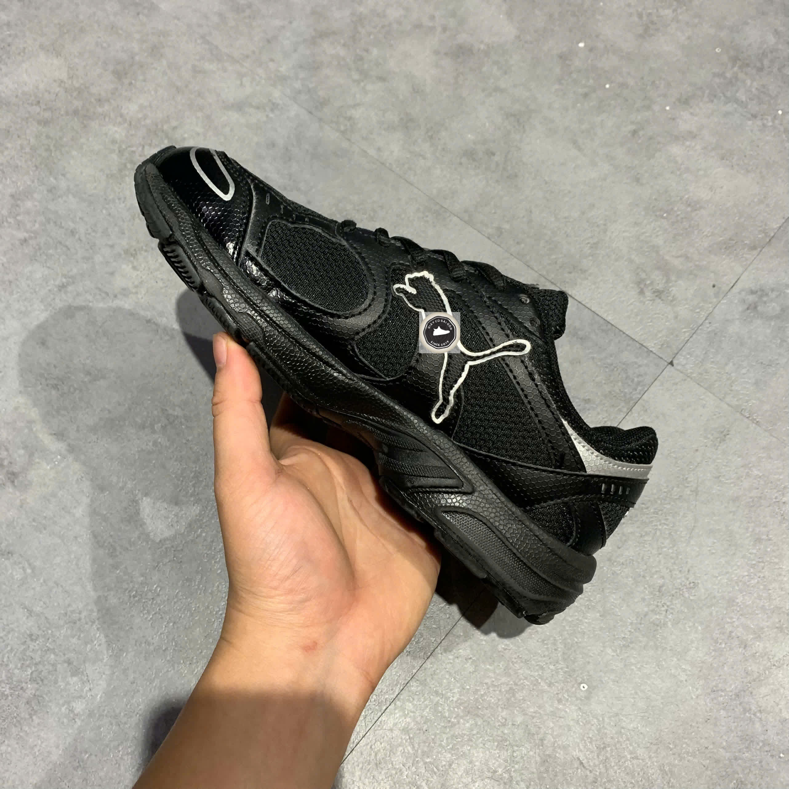 🔥 PUMA AXIS ‘BLACK SILVER’ – SIZE 37 – PVN23084 – CHÍNH HÃNG