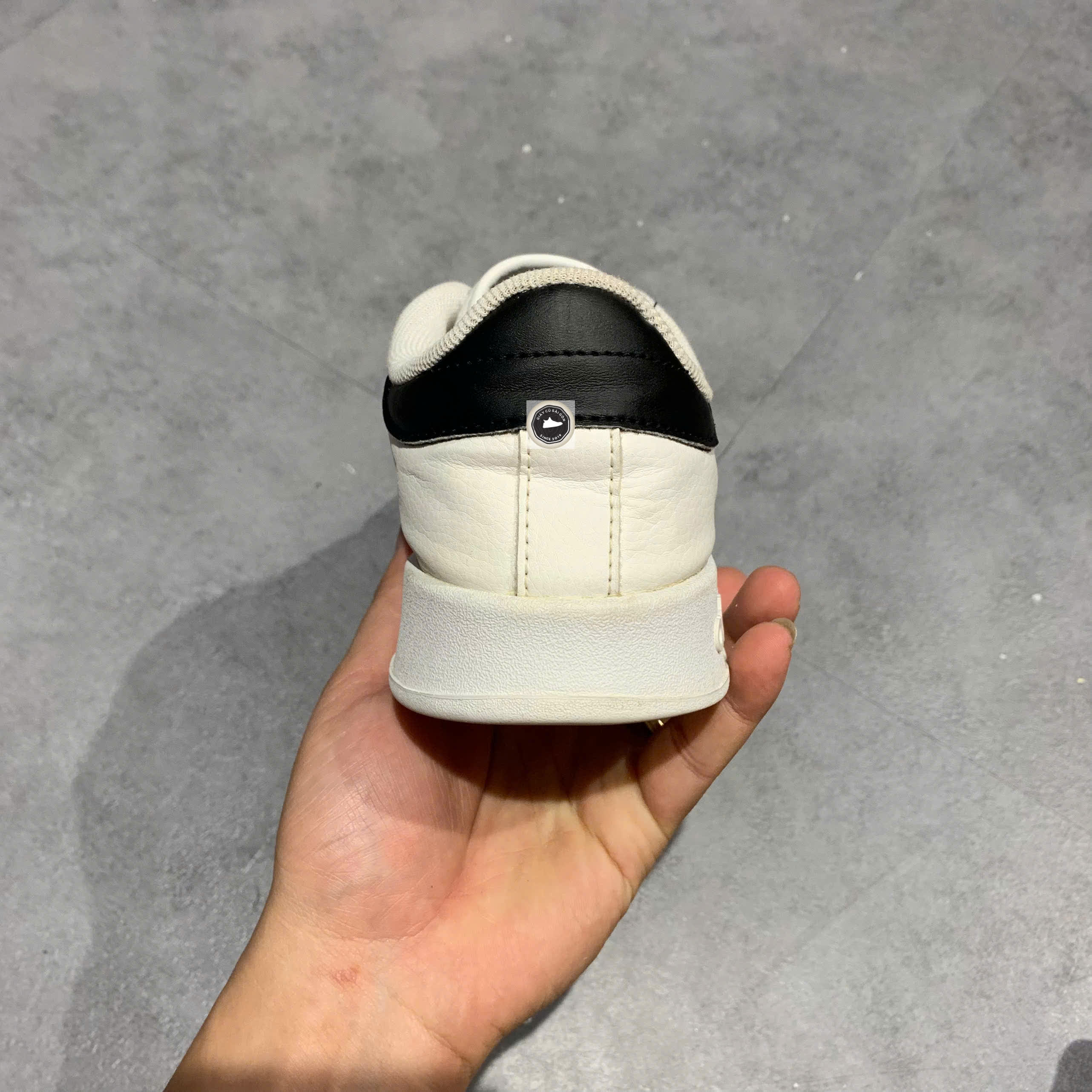 🔥 ADIDAS BREAKNET ‘WHITE / CORE BLACK’ – SIZE 40 – PVN22861 – CHÍNH HÃNG