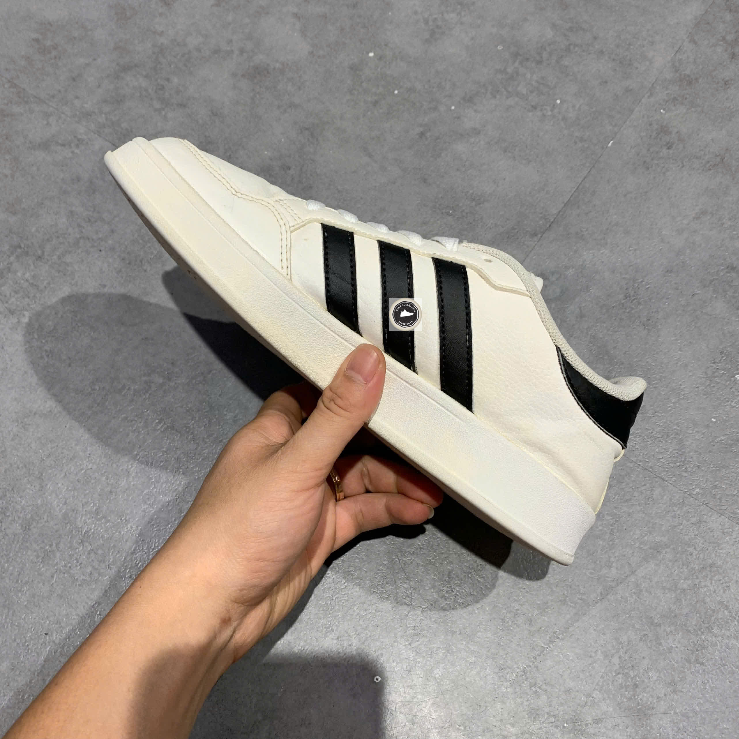 🔥 ADIDAS BREAKNET ‘WHITE / CORE BLACK’ – SIZE 40 – PVN22861 – CHÍNH HÃNG