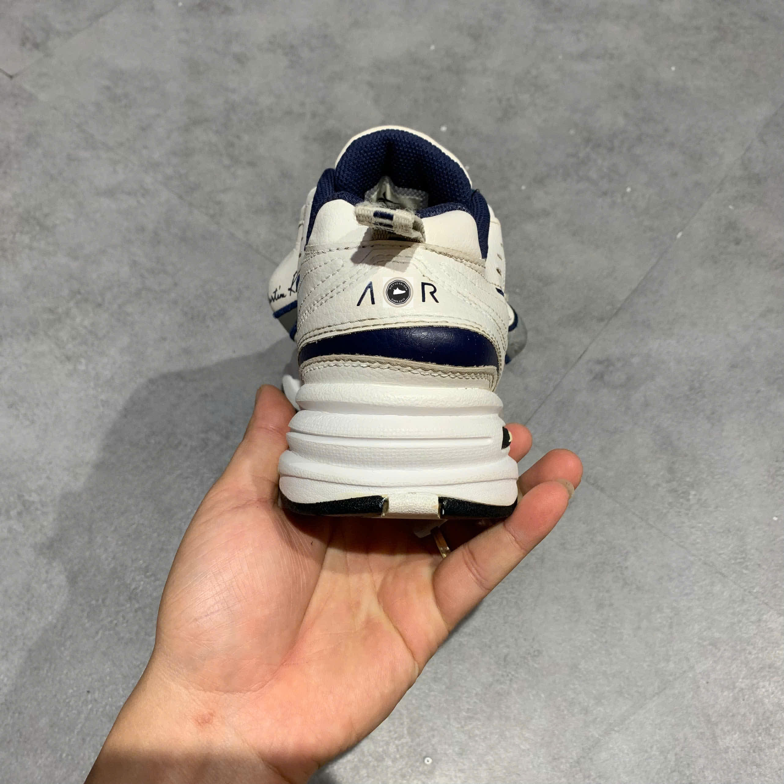 [Martine Rose x Nike Air Monarch IV White Navy] - AT3147 100 - Size 36 - GIÀY 2HAND CHÍNH HÃNG 22951