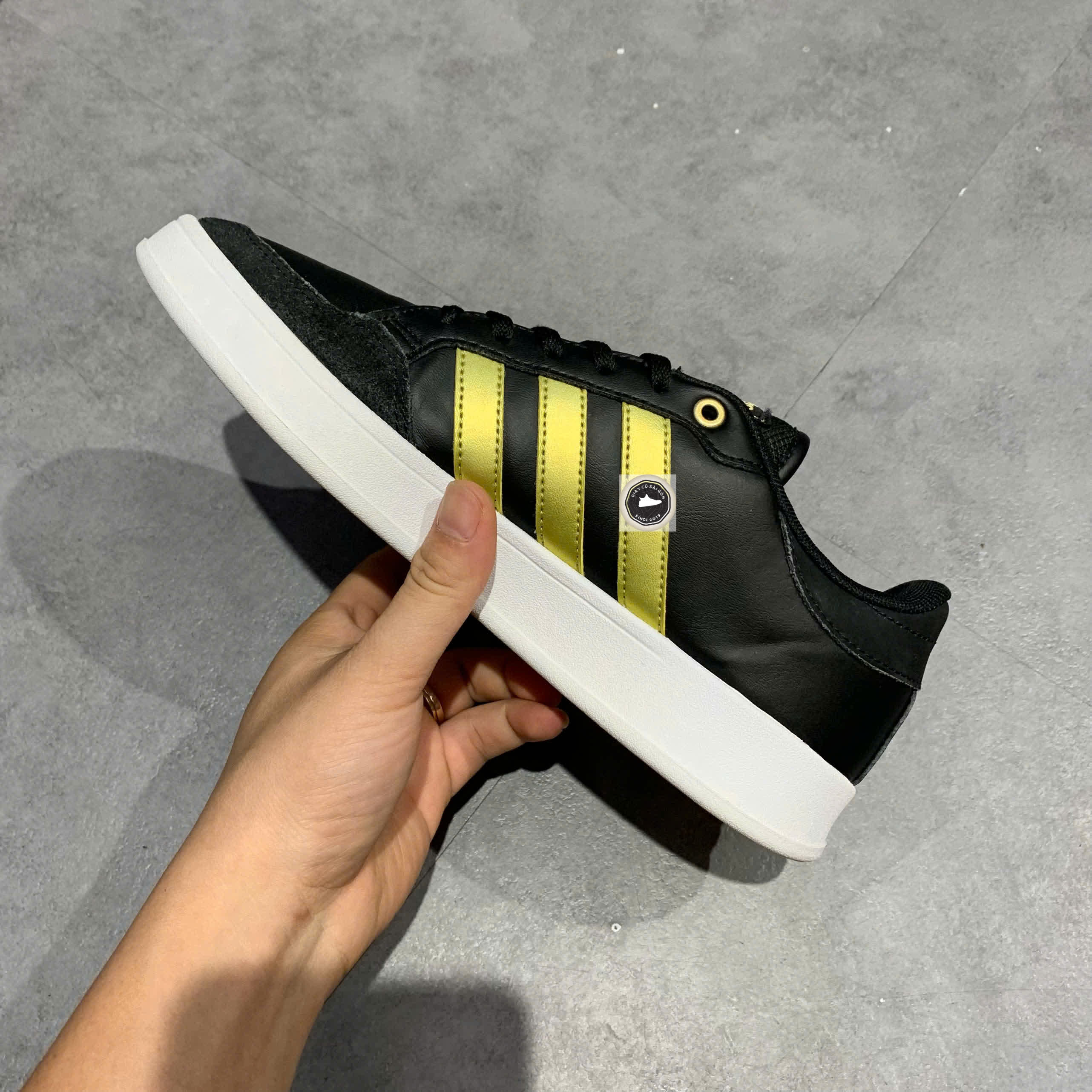 🔥 ADIDAS BREAKNET ‘BLACK / PURPLE / GOLD’ – SIZE 39 1/3 – PVN22936 – CHÍNH HÃNG