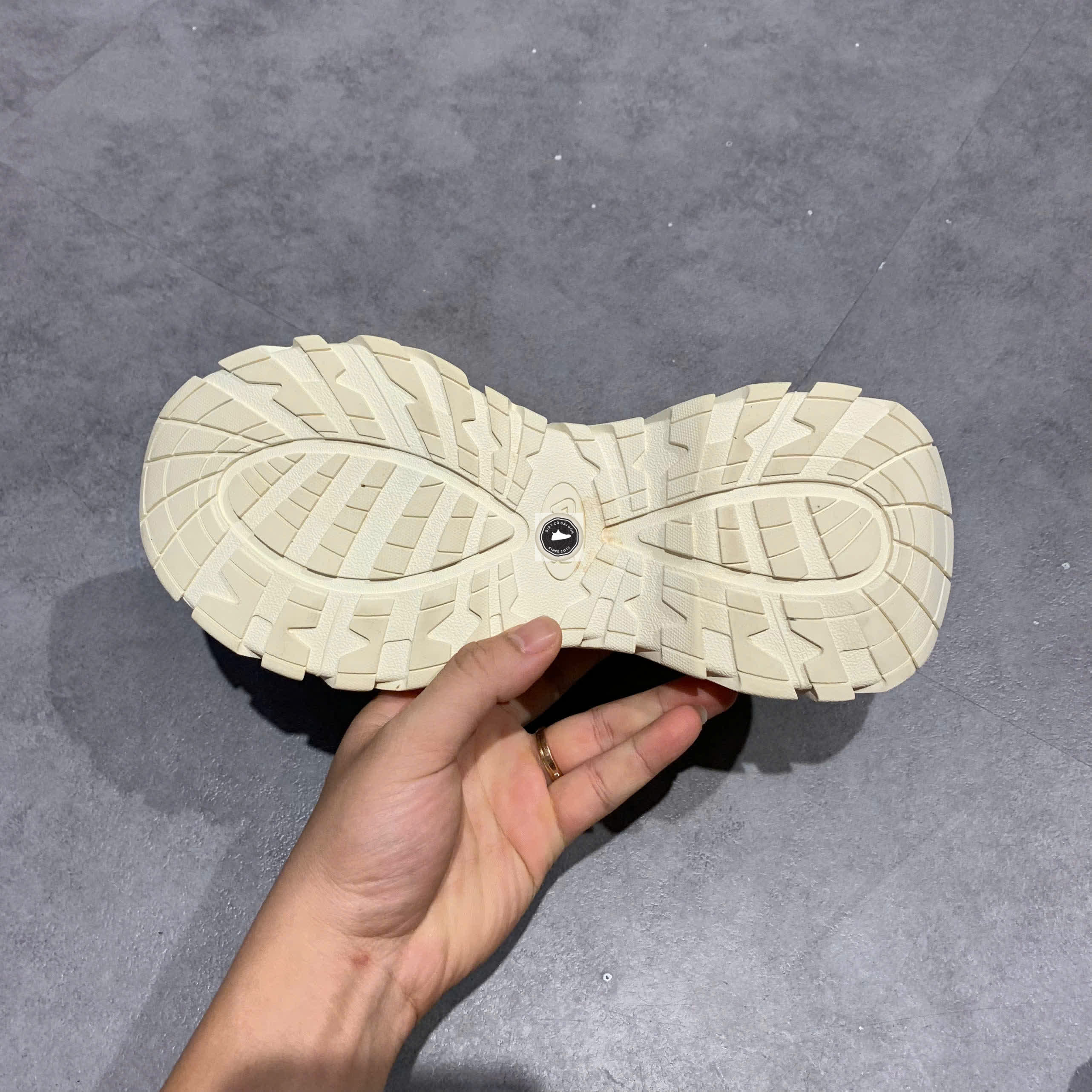 🔥 FILA INTERATION CREAM WHITE – SIZE 36 1/2 – PVN22945 – CHÍNH HÃNG