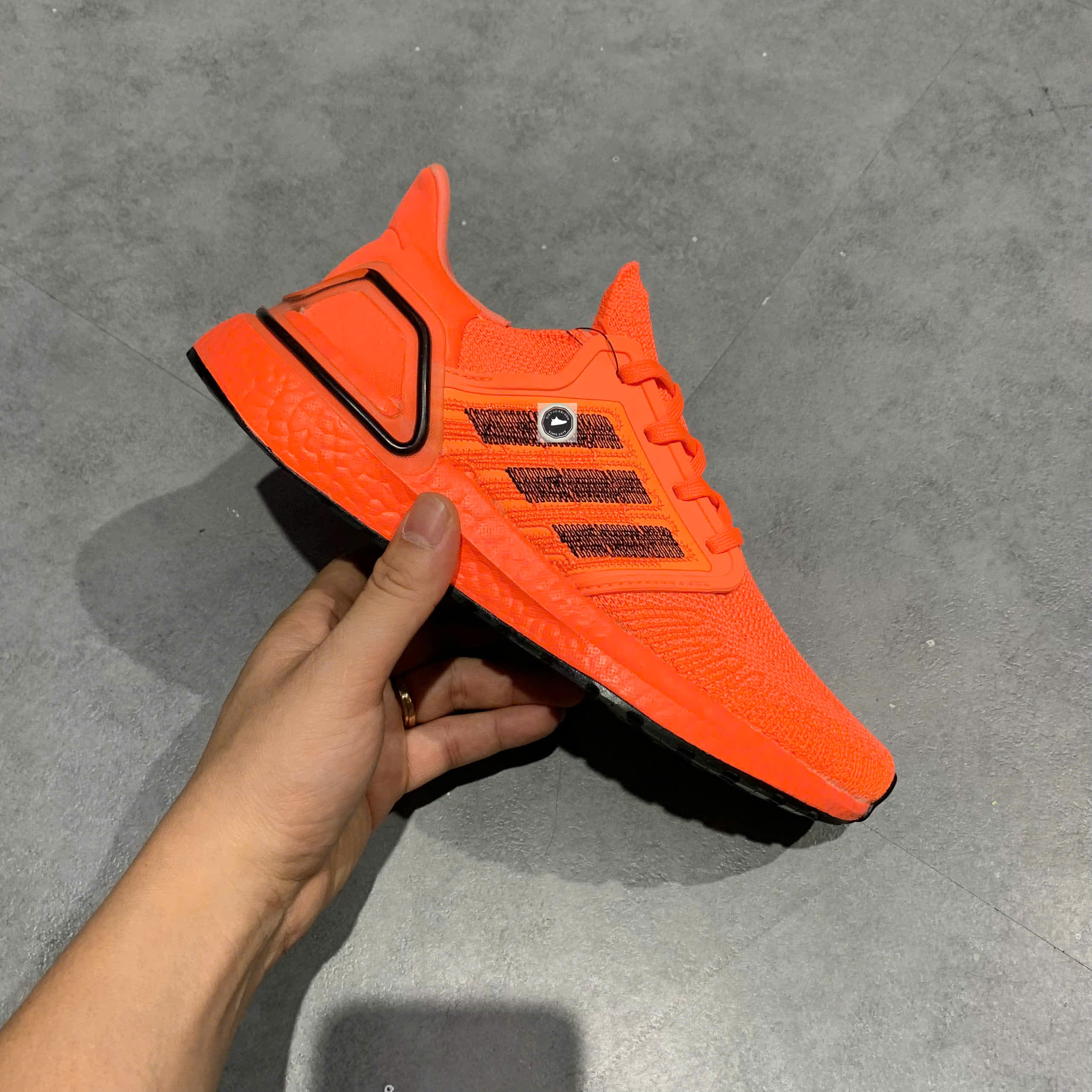 🔥 ADIDAS ULTRABOOST 20 ‘SIGNAL CORAL’ – SIZE 38 – PVN22967 – CHÍNH HÃNG
