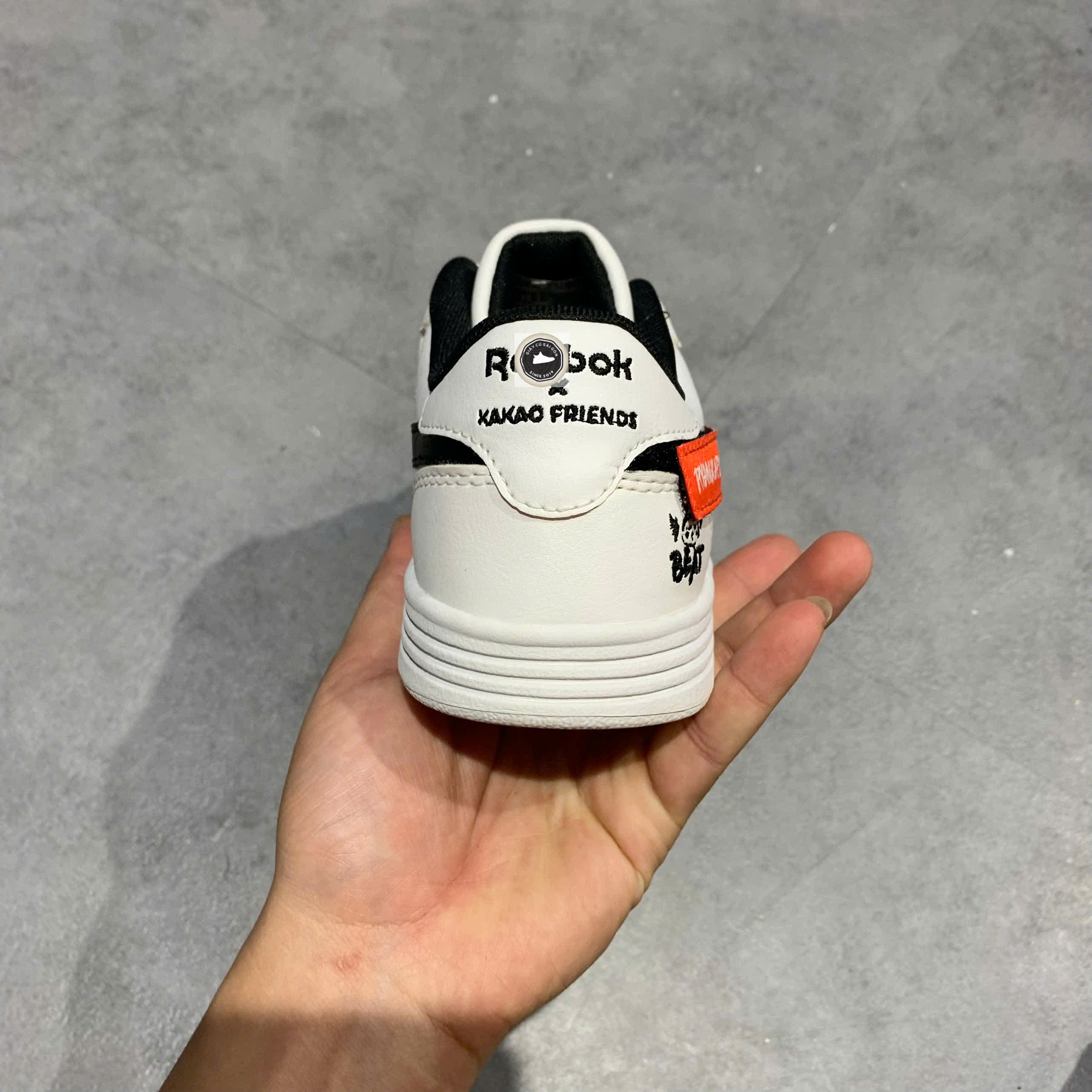 🔥 Giày Reebok Kakao Friends x Royal Techque 'White' GX3948 – SIZE 37 ½ – PVN22911 – CHÍNH HÃNG