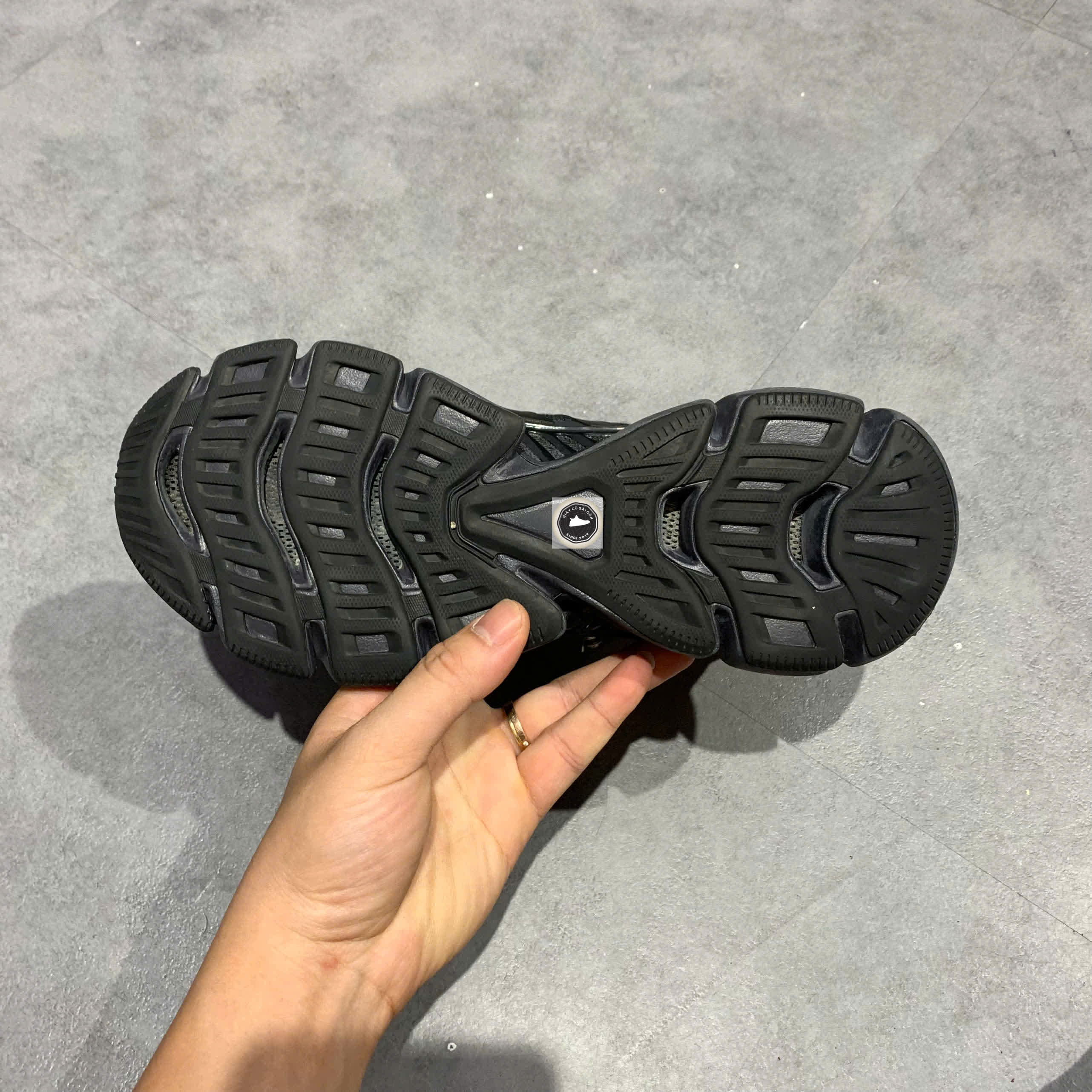 🔥 ADIDAS CLIMACOOL ‘CORE BLACK’ – SIZE 37 1/3 – PVN23093 – CHÍNH HÃNG