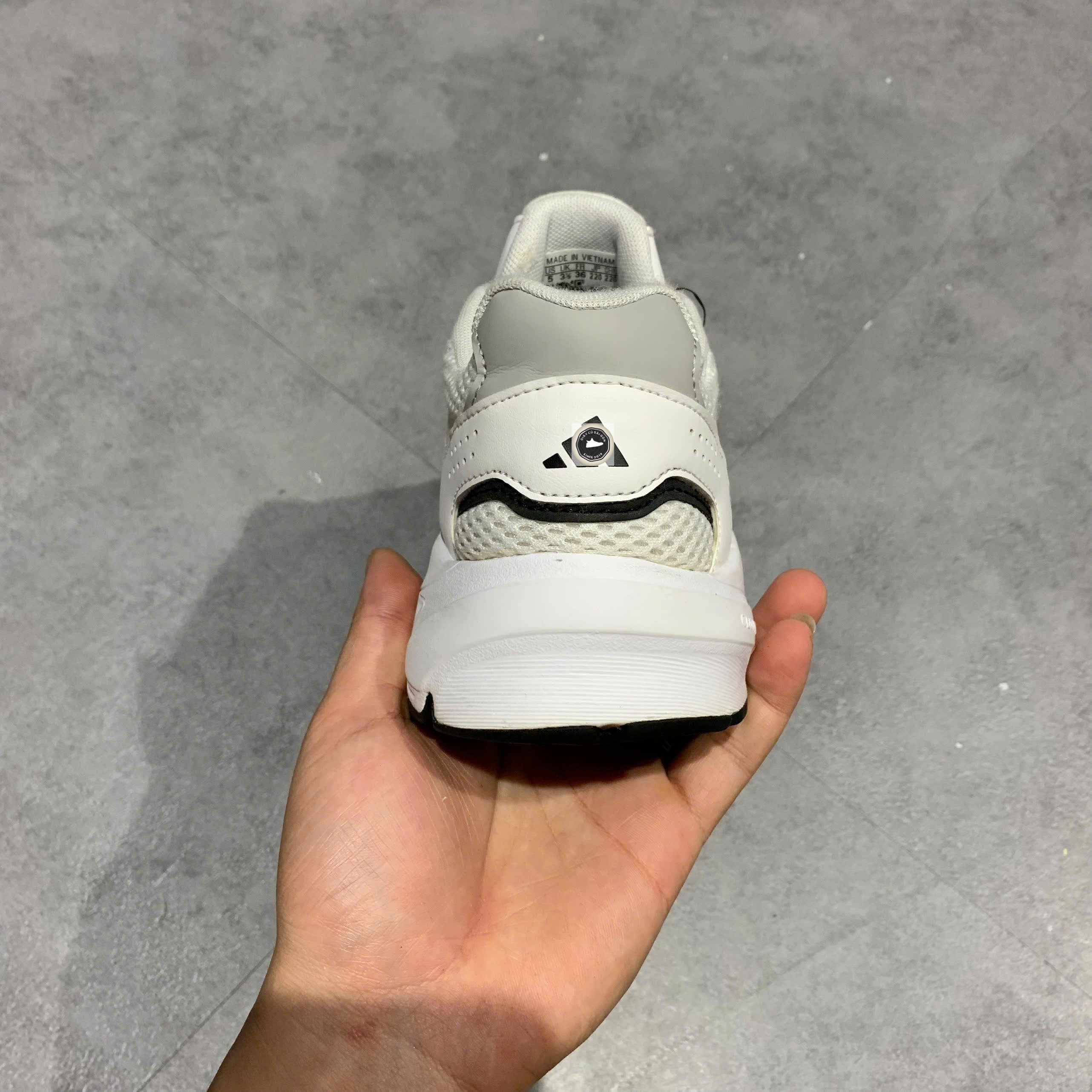 🔥 Adidas Crazychaos 2000 White – SIZE 36.5 – PVN23032 – CHÍNH HÃNG