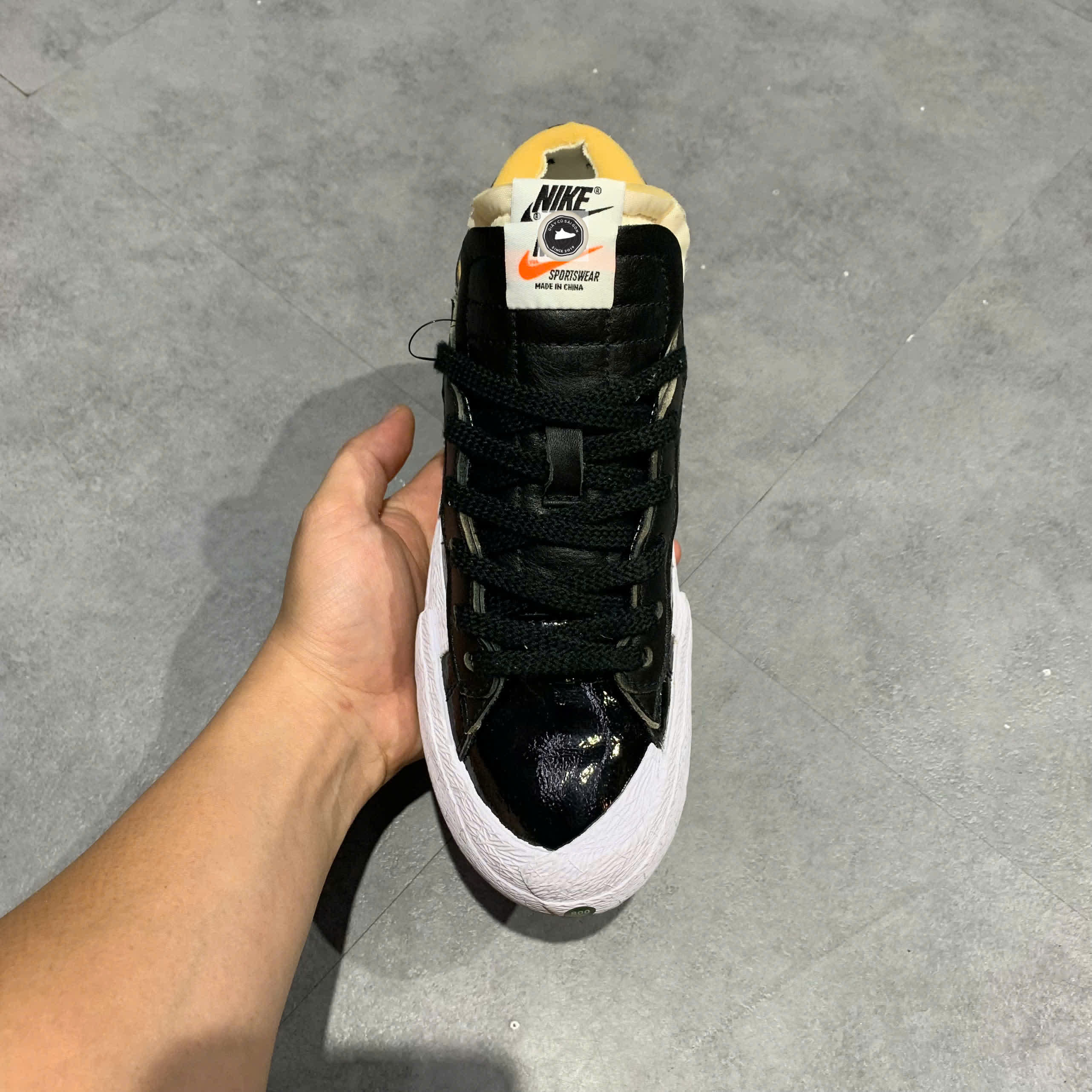 🔥 Giày Nike Blazer Low ‘Sacai Black Leather’ DM6443‑001 – SIZE 38 – PVN22907 – CHÍNH HÃNG