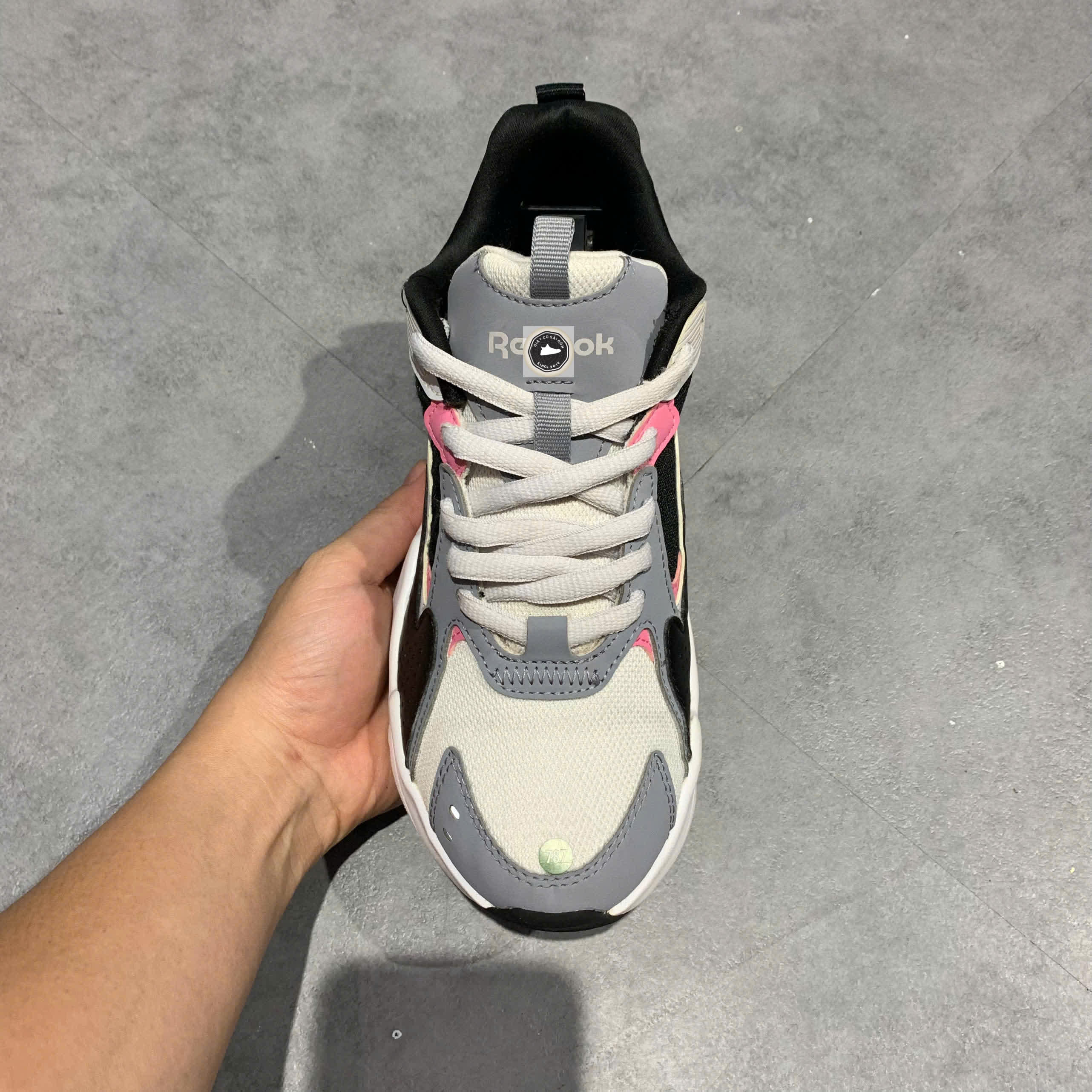 🔥 REEBOK CLASSIC NYLON ‘LIGHT GREY / WHITE’ – SIZE 38 – PVN23052 – CHÍNH HÃNG