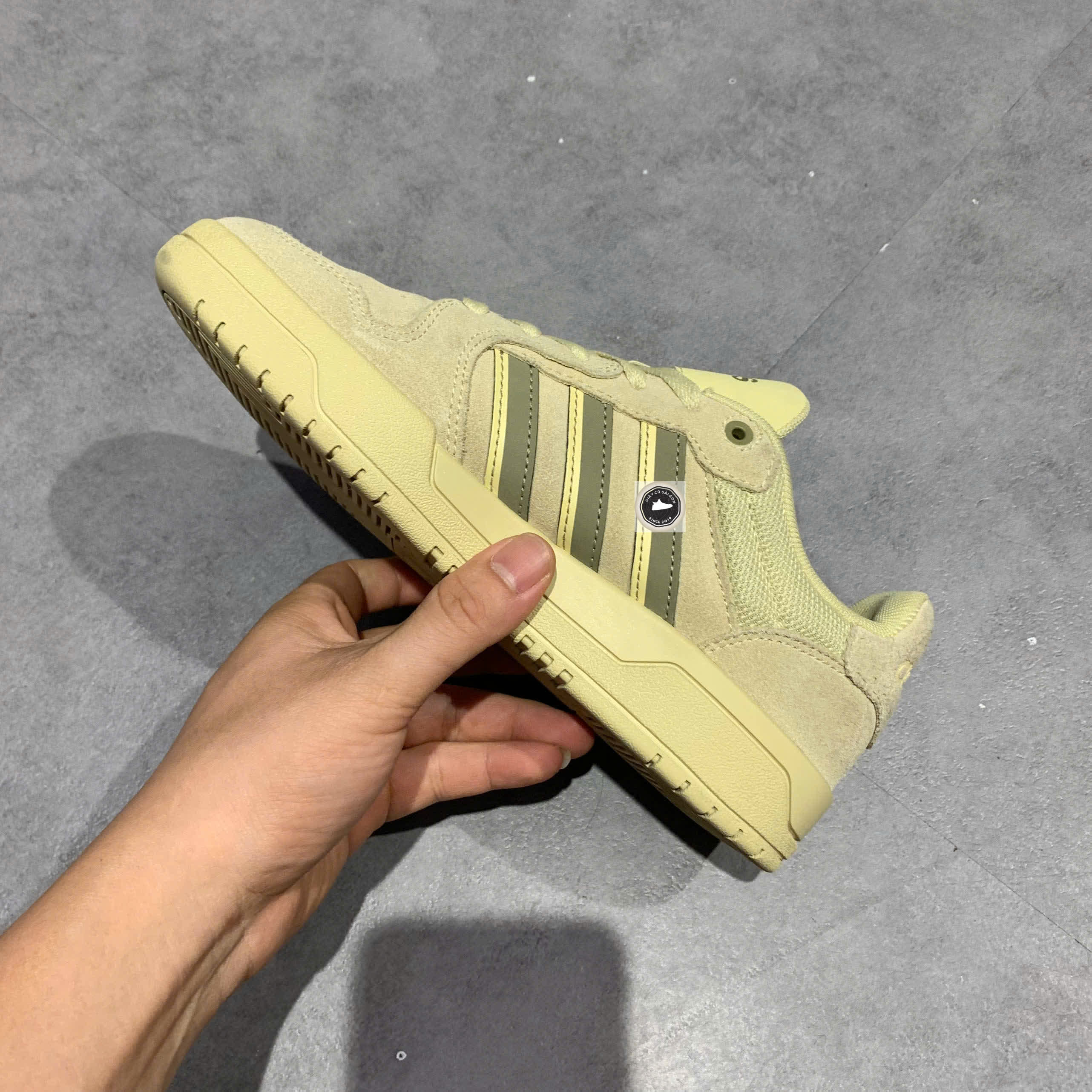🔥 ADIDAS ENTRAP ‘BEIGE’ – SIZE 36 2/3 – PVN23054 – CHÍNH HÃNG